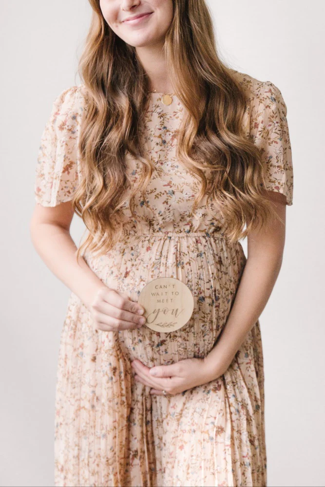 Beige Floral Pleated Short Sleeve Chiffon Maternity Midi Dress - Image 9