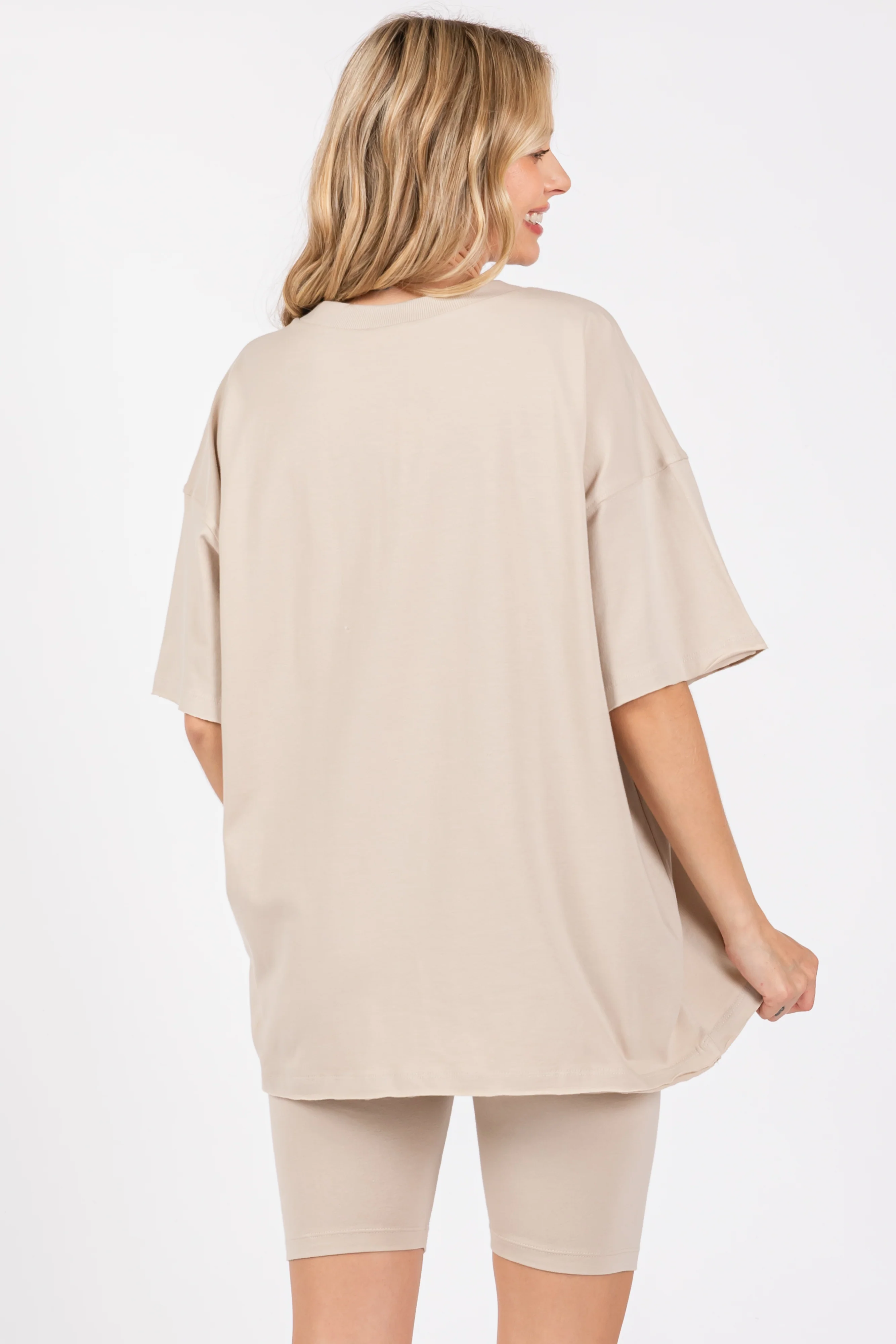Beige Oversized V-Neck Biker Short Set - Image 4