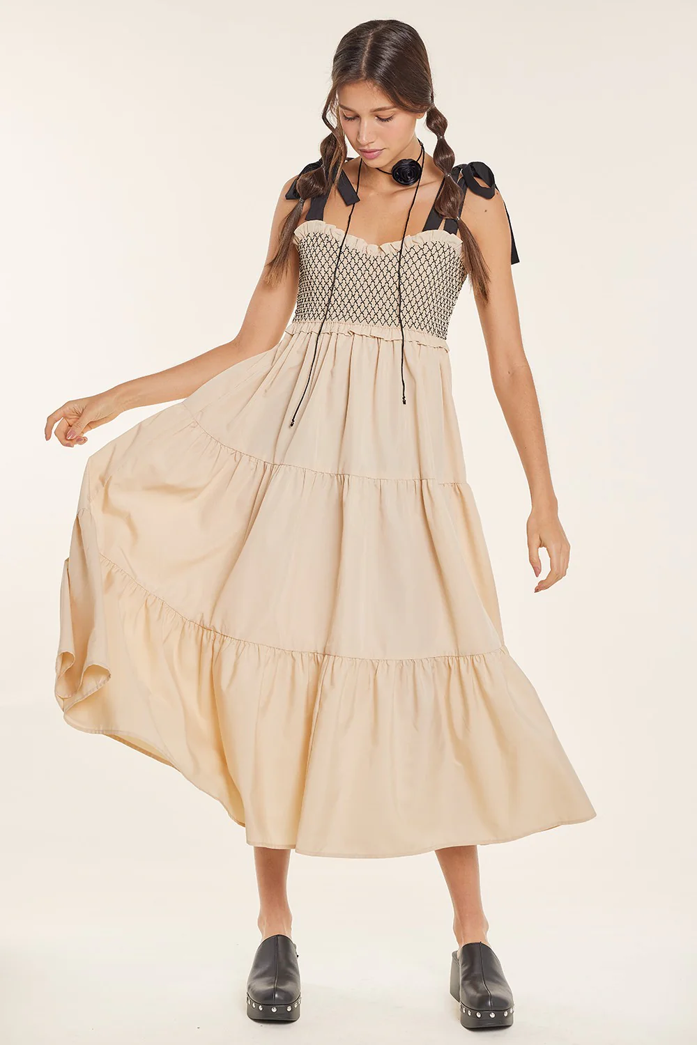 Beige Sleeveless Tiered Colorblock Strap Maternity Maxi Dress - Image 4