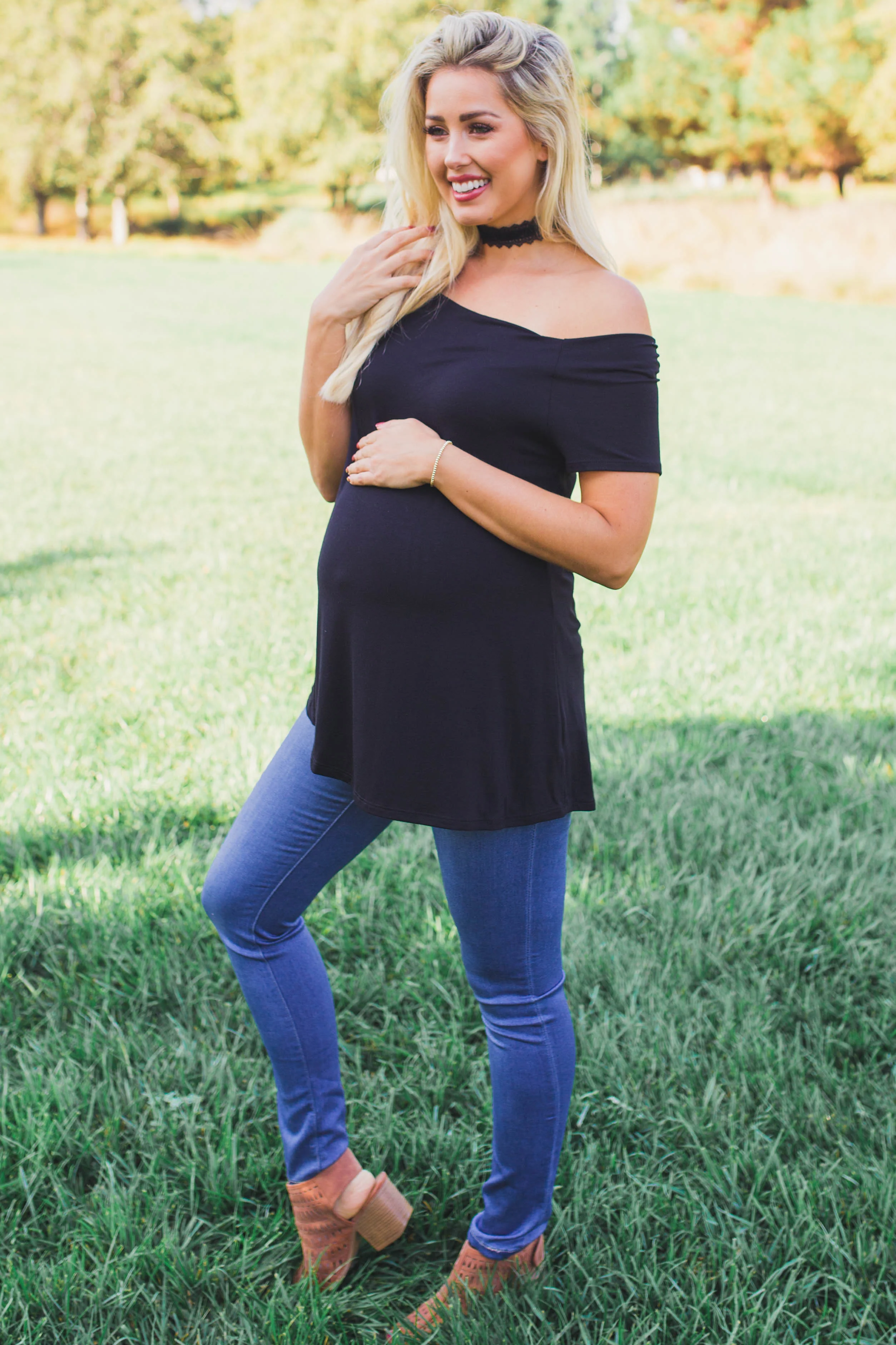 Black Off Shoulder Short Sleeve Maternity Top - Image 5