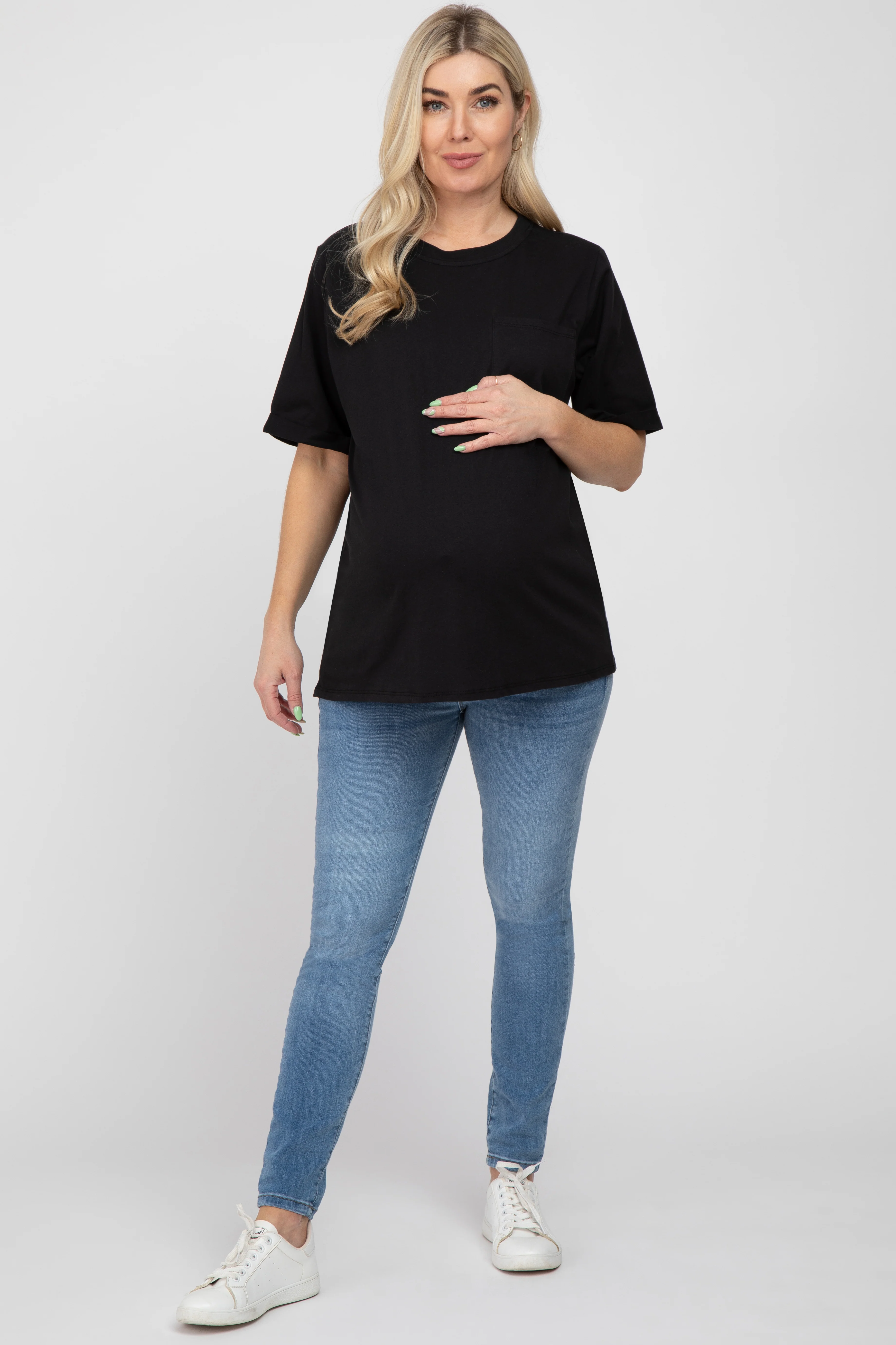 Black Oversized Pocket Front Short Sleeve Maternity Top - Image 4