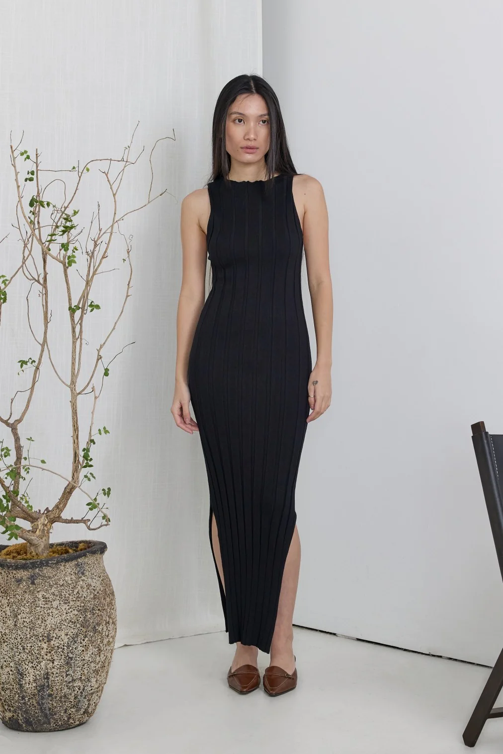 Black Sleeveless Knit Side Slit Maternity Midi Dress - Image 5