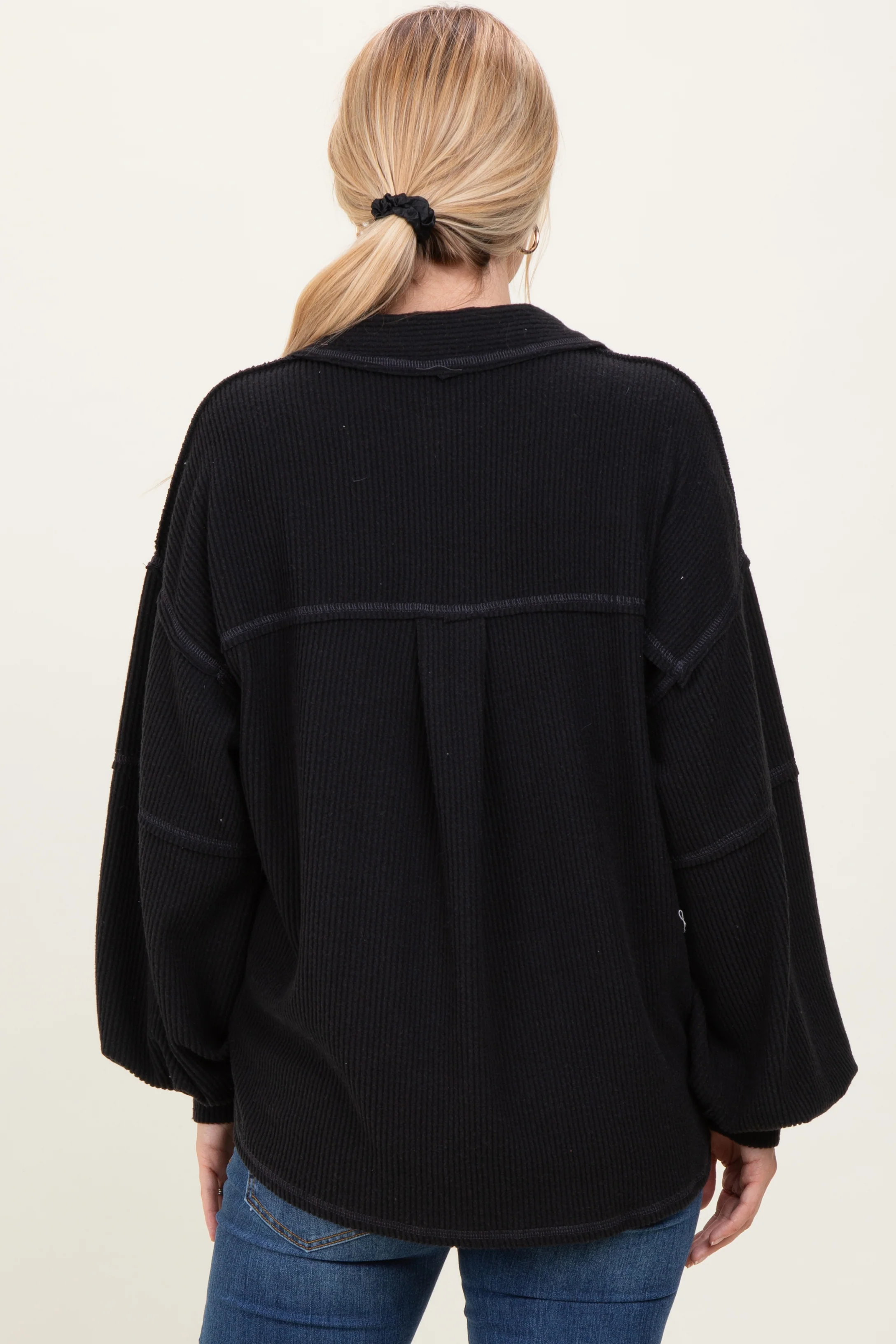 Black Solid Ribbed Long Sleeve Pocketed Collared V-Neck Top - Image 4