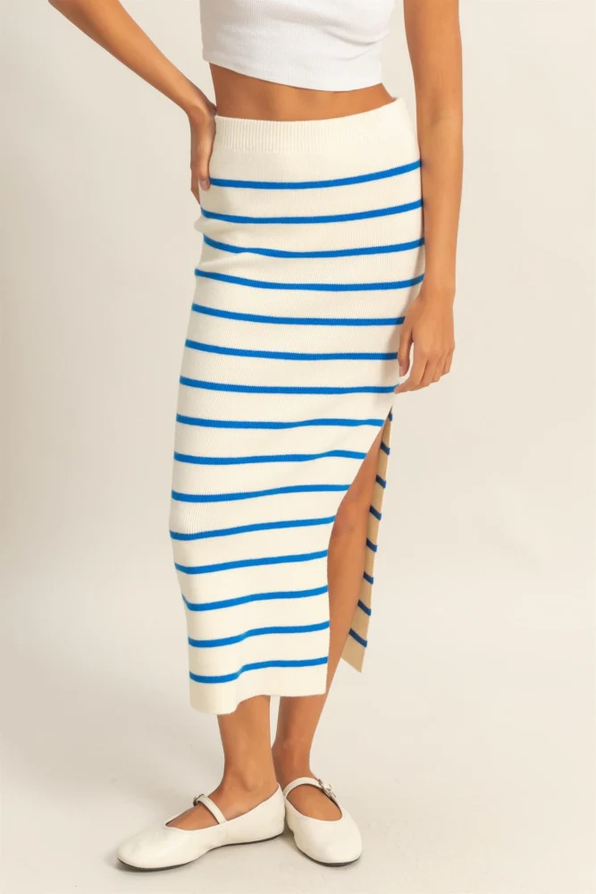 Blue/Cream Striped Fitted Sweater Maxi Skirt - Image 2