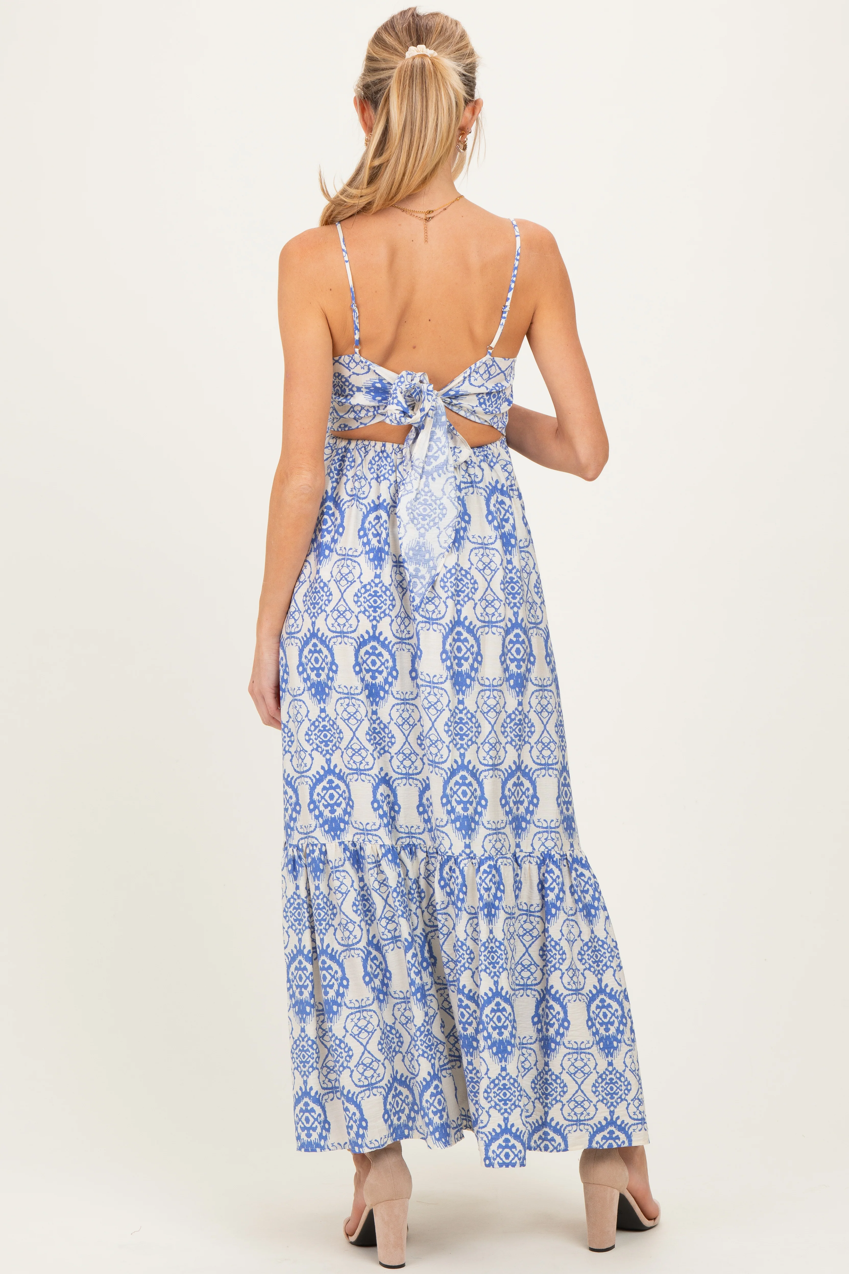 Blue Printed Cutout Tie Back Maternity Maxi Dress - Image 4