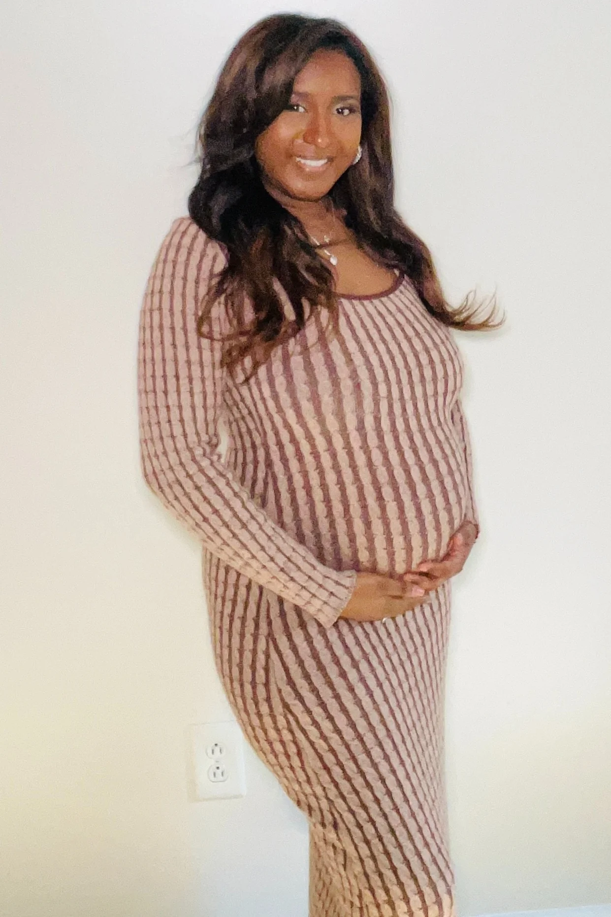 Brown Cable Knit Maternity Fitted Midi Dress - Image 4