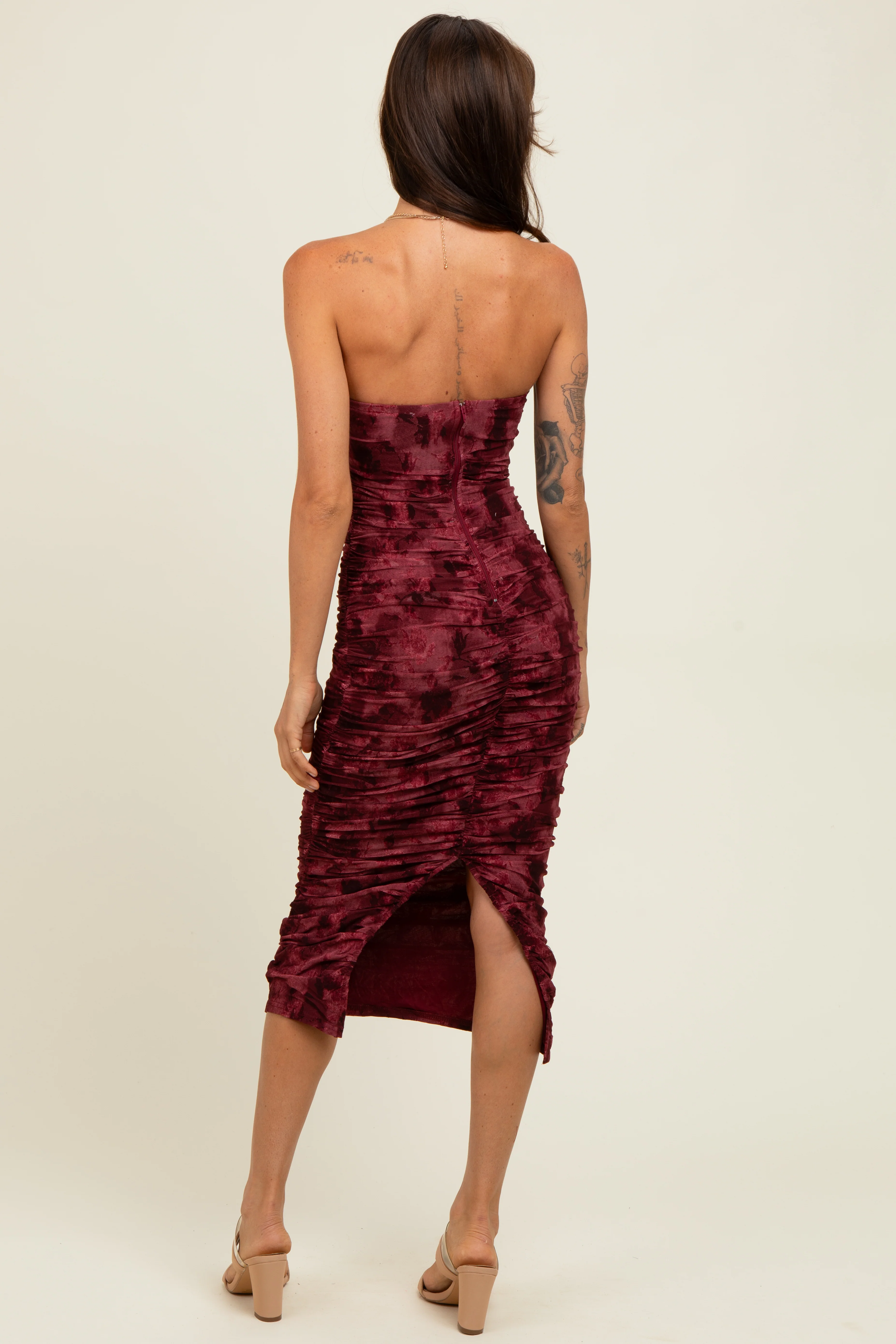 Burgundy Mesh Velvet Strapless Ruched Midi Dress - Image 4