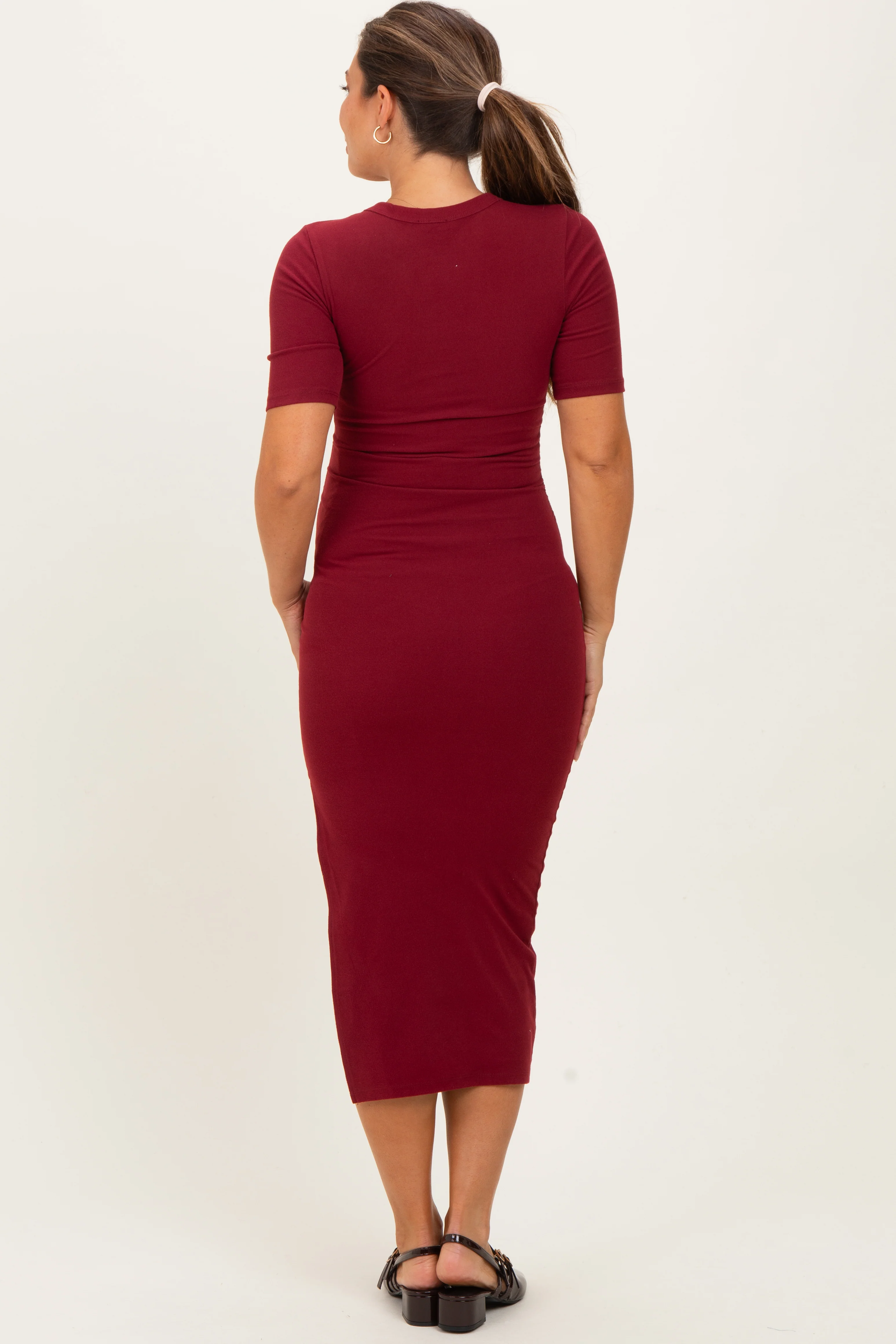 Burgundy Ruched Side Slit Maternity Midi Dress - Image 3