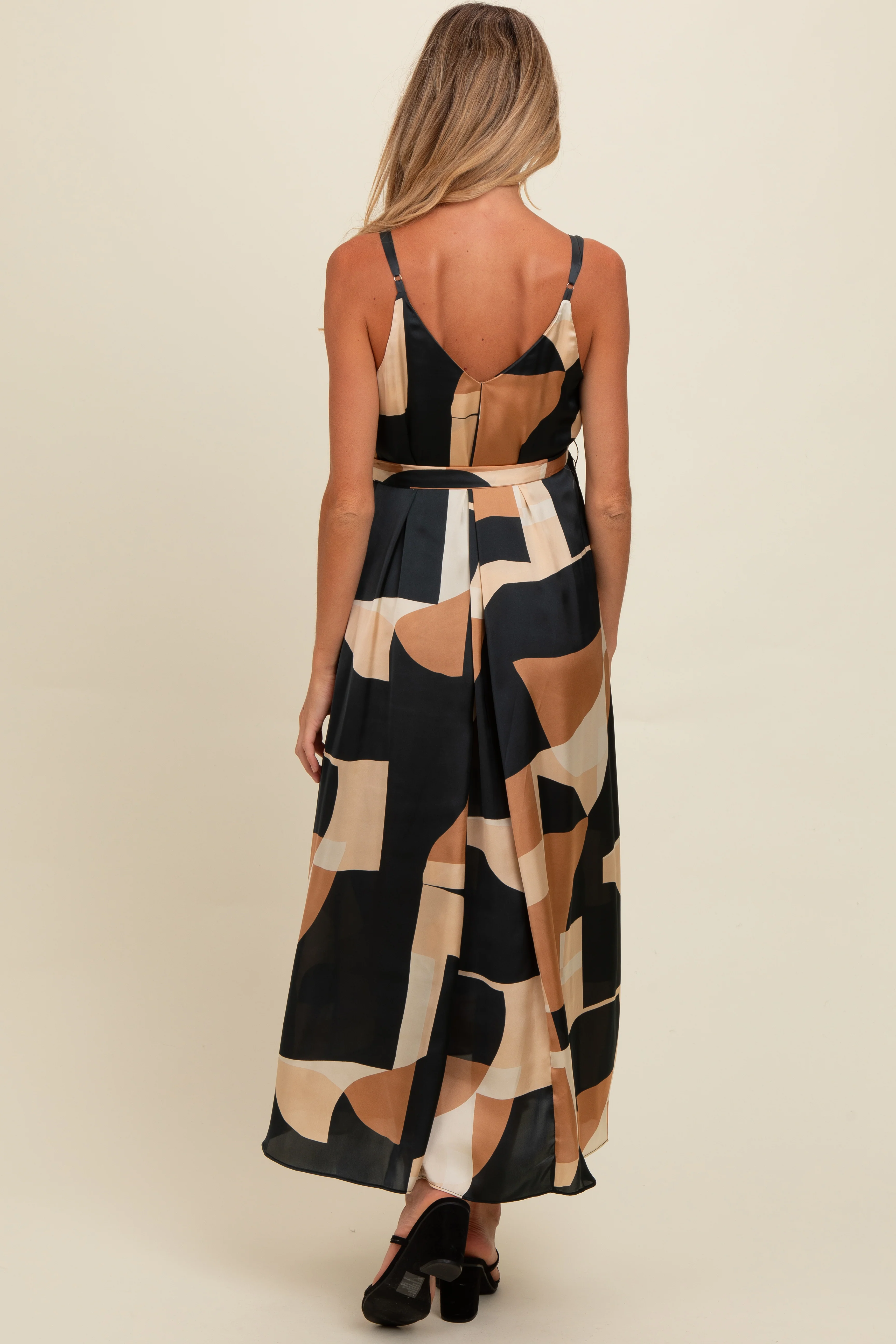 Camel Abstract Print Sash Tie Maternity Maxi Dress - Image 4