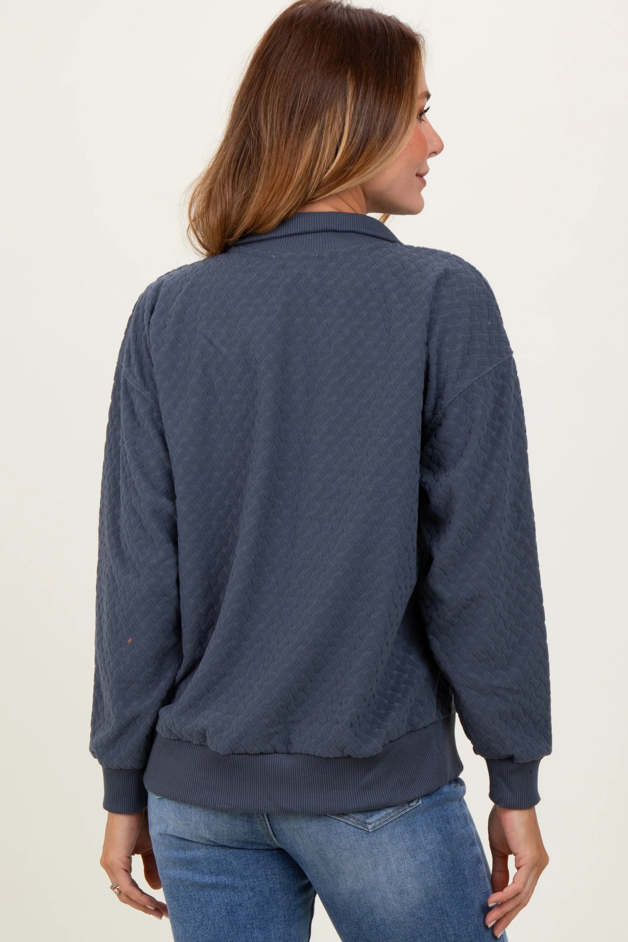 Charcoal Quilted Knit Snap Collar Pullover Top - Image 4