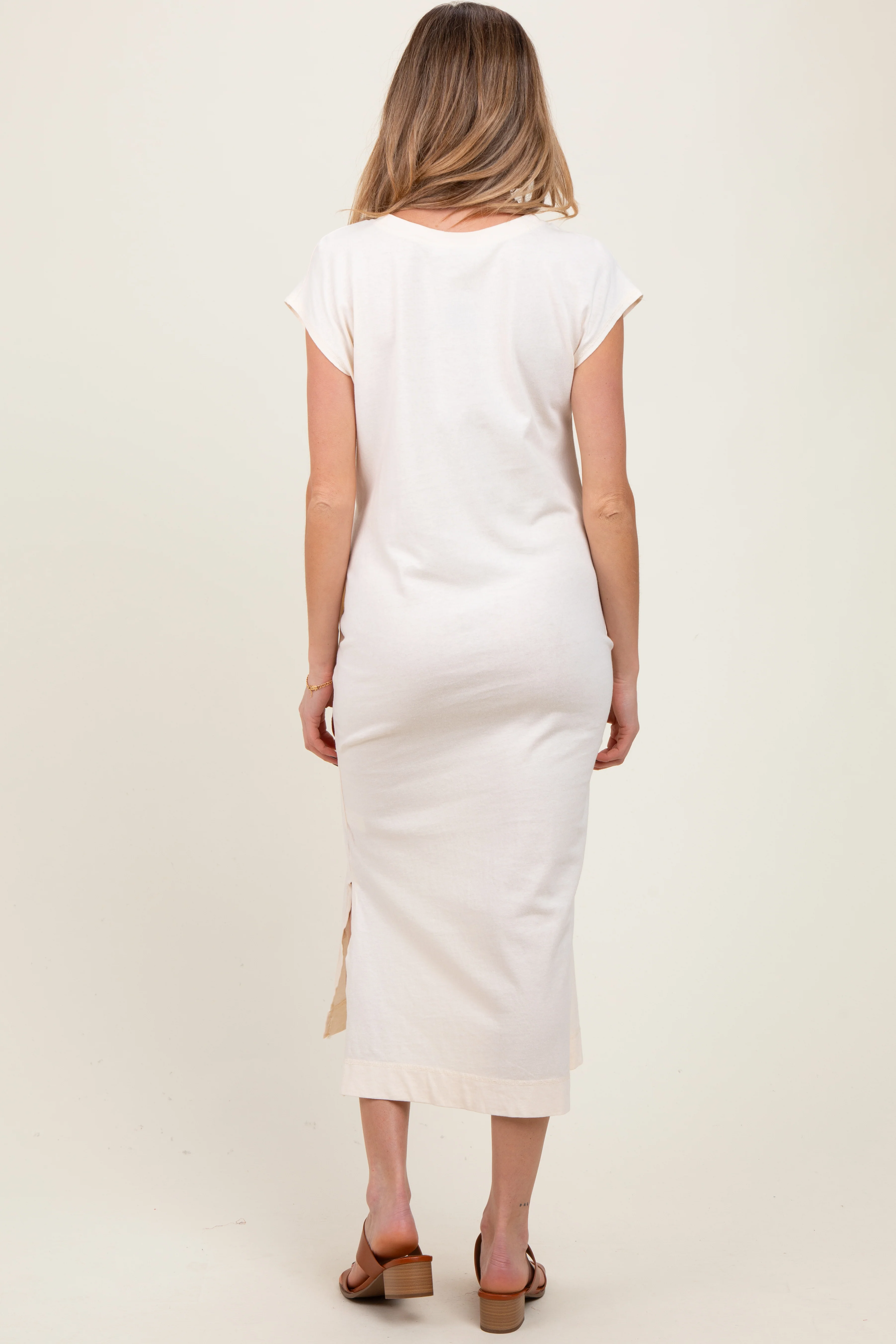 Cream Casual Sleeveless Pocketed Maternity Midi Dress - Image 4