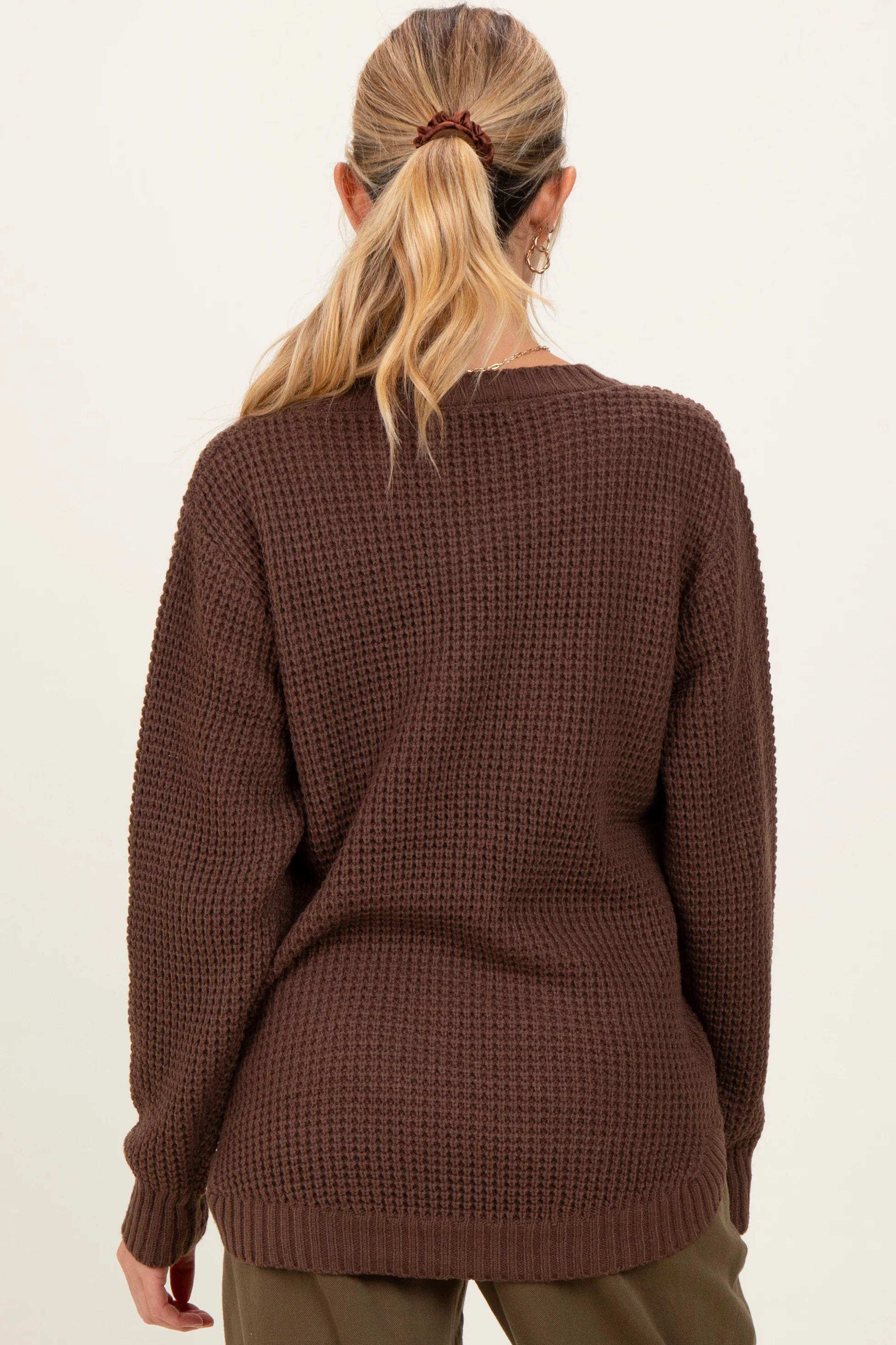 Dark Mocha Waffle Knit Rounded Hem Maternity Sweater - Image 4