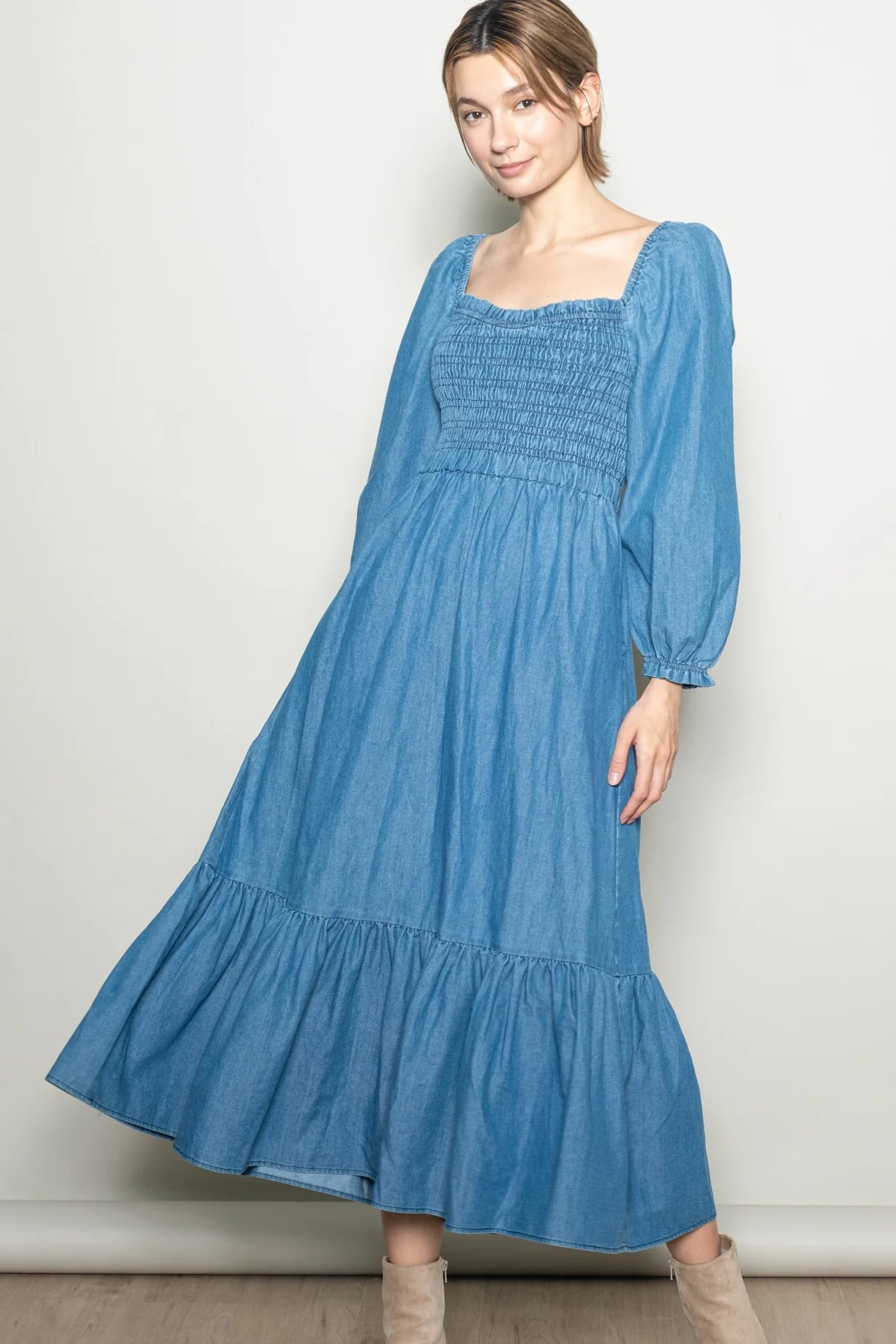 Denim Washed Sweetheart Maternity Maxi Dress - Image 5