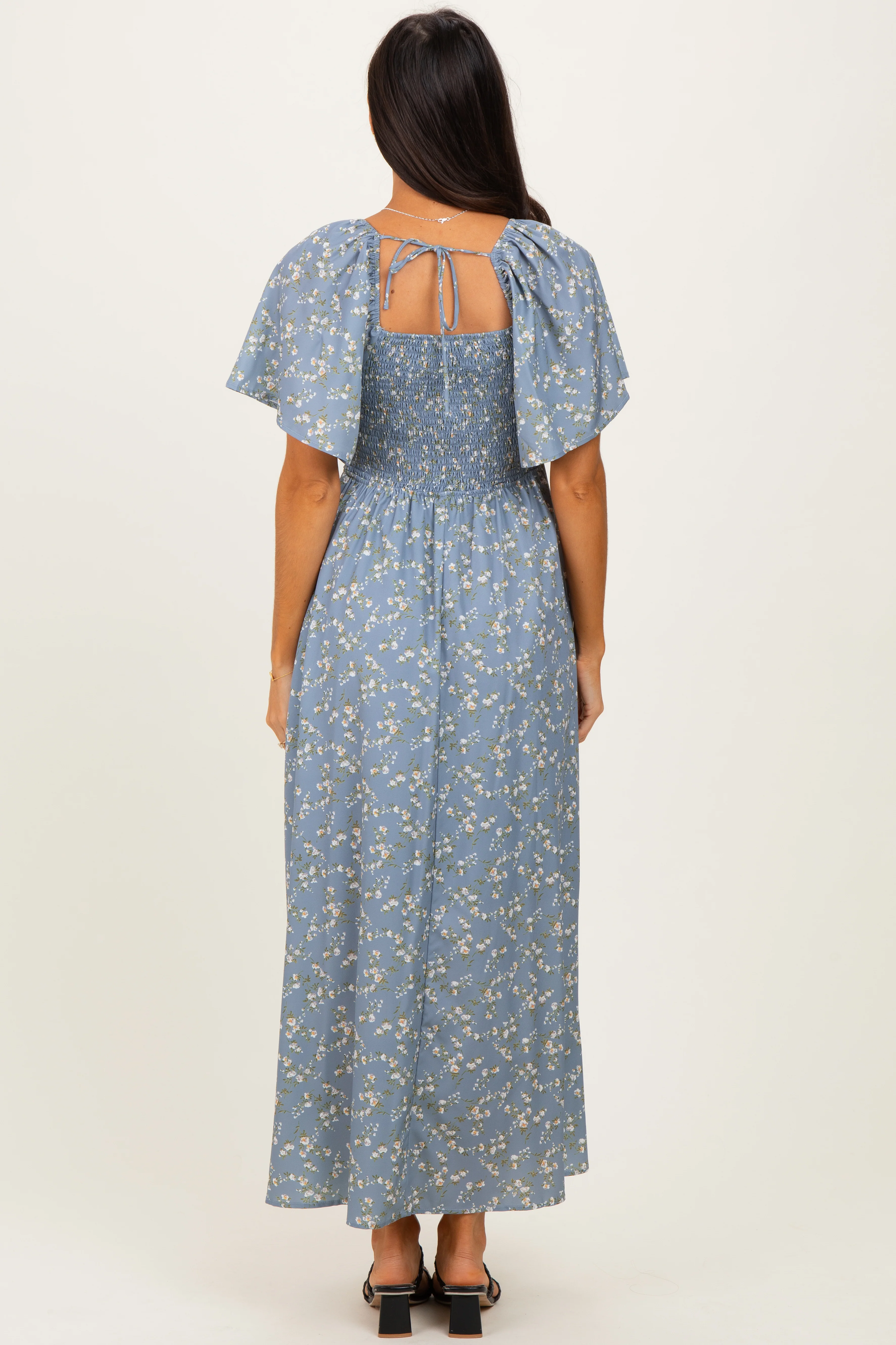 Grey Floral Smocked Flutter Sleeve Midi Dress - Image 4