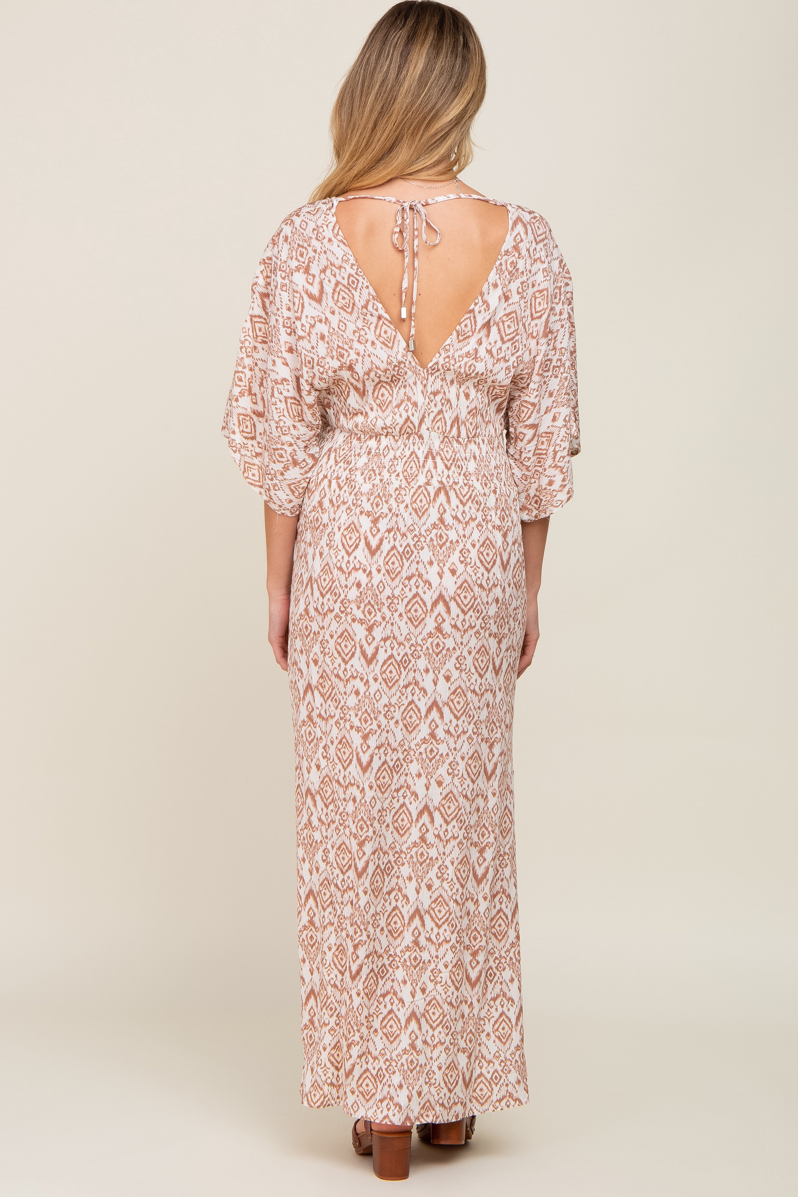 Ivory Double V Short Sleeve Maternity Maxi Dress - Image 4