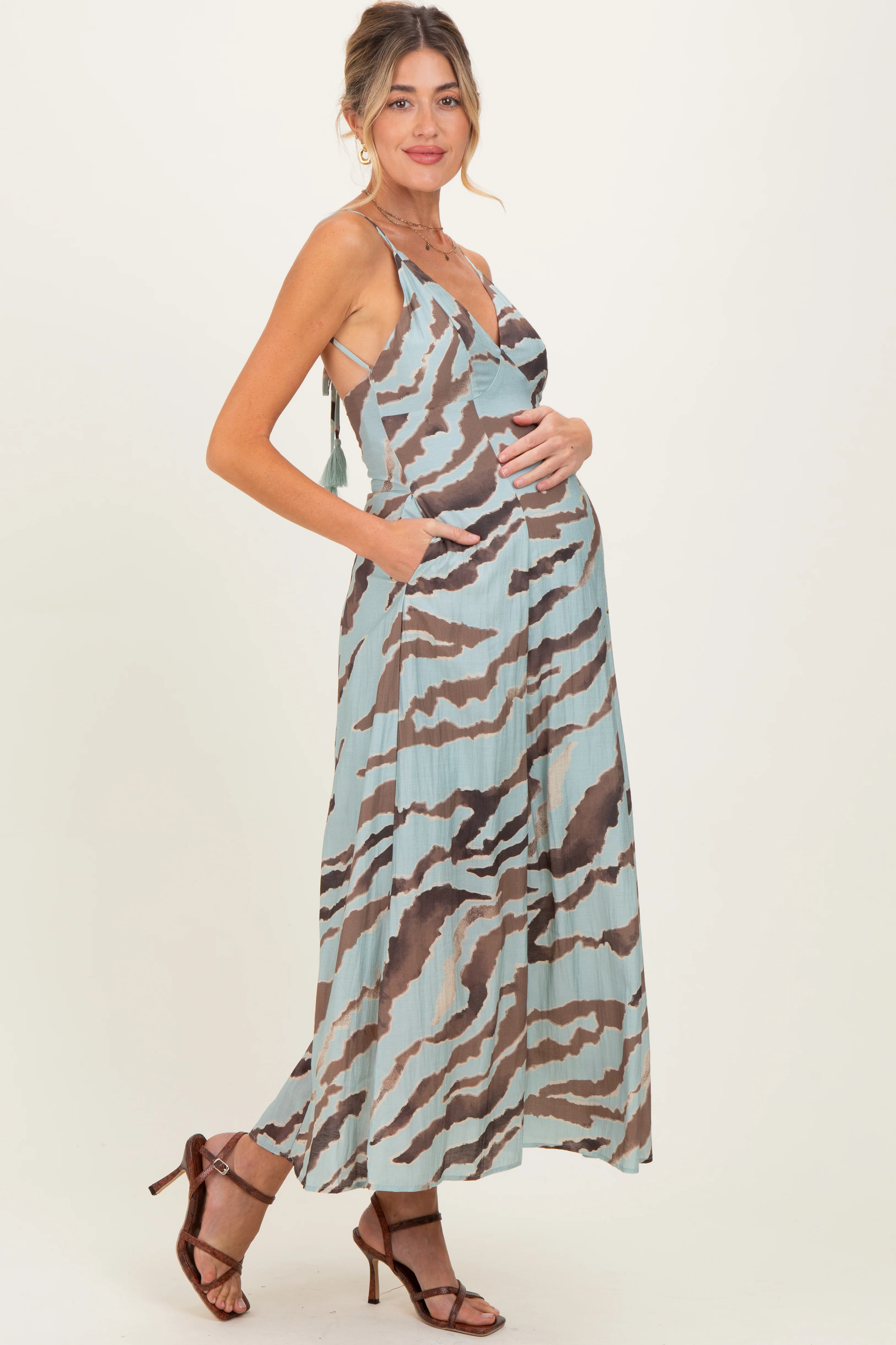 Light Blue Printed Open Tie Back Maternity Maxi Dress - Image 3