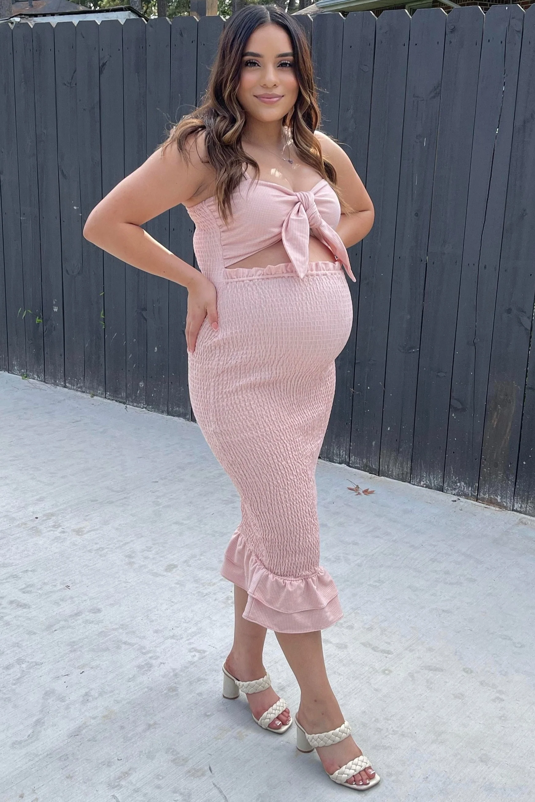 Mauve Gingham Print Smocked Fitted Self-Tie Maternity Midi Dress - Image 5