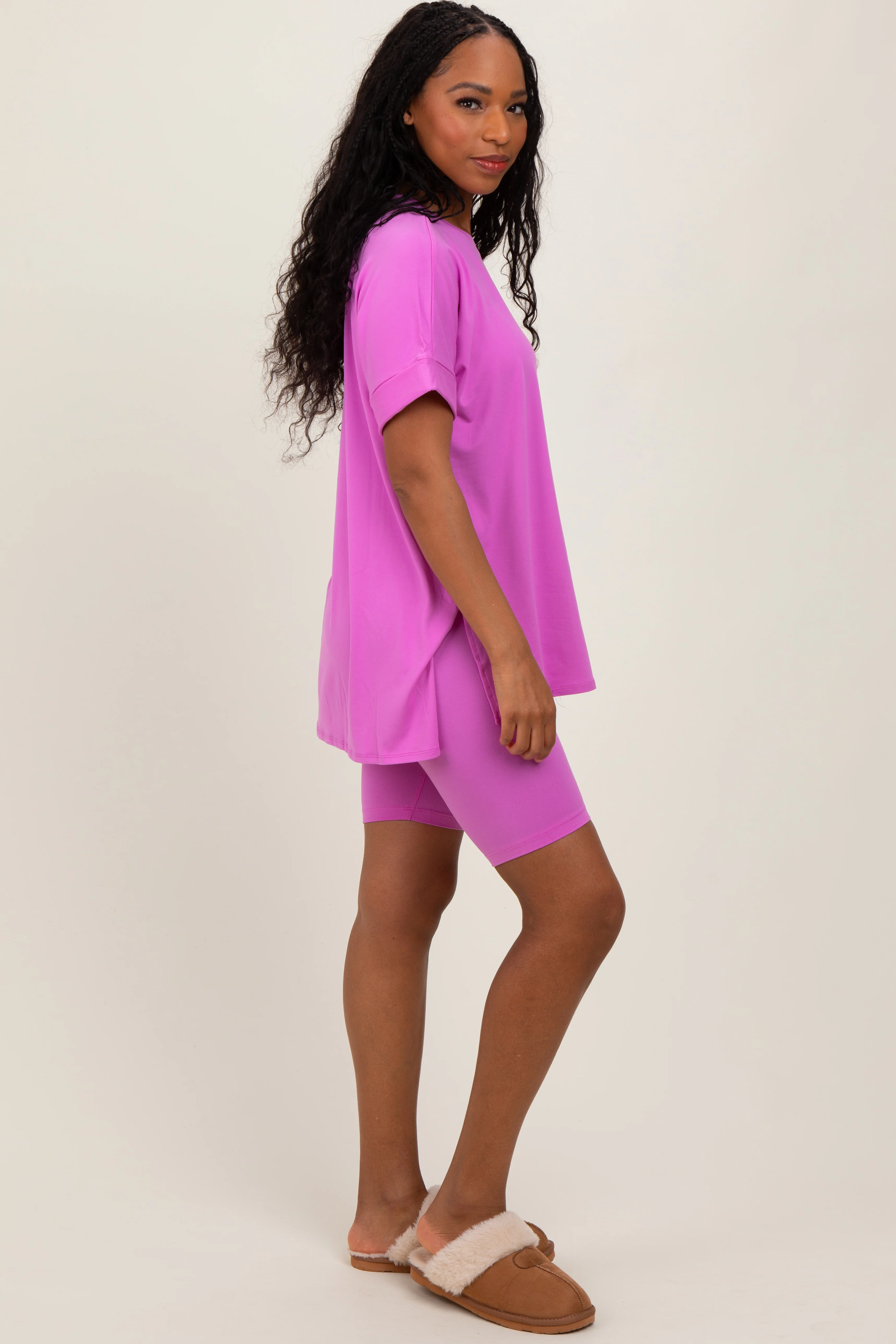 Mauve Hi-Low Short Sleeve Tee Biker Short Set - Image 3