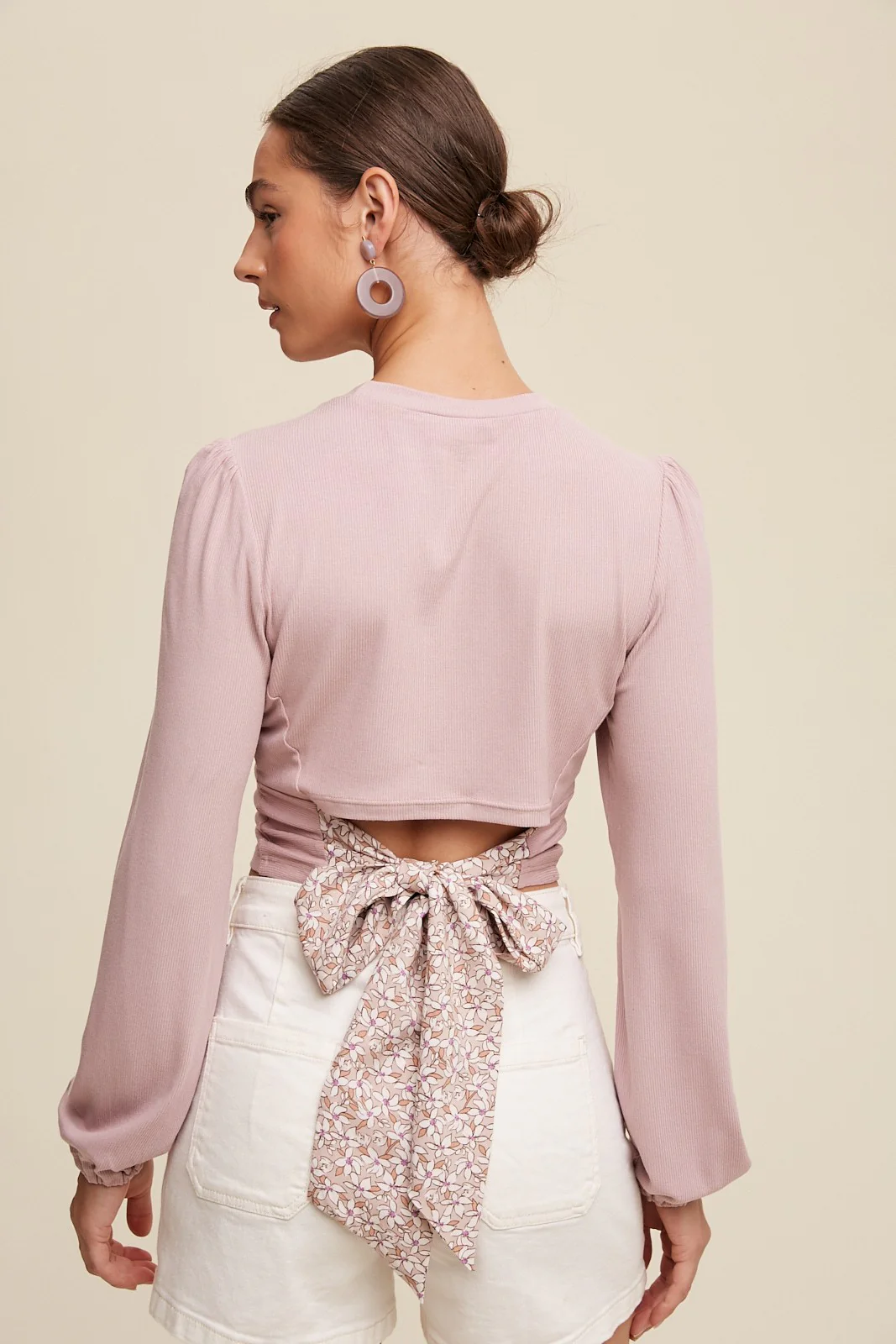 Mauve Long Sleeve Cropped Knit Top With Contrast Tie - Image 4