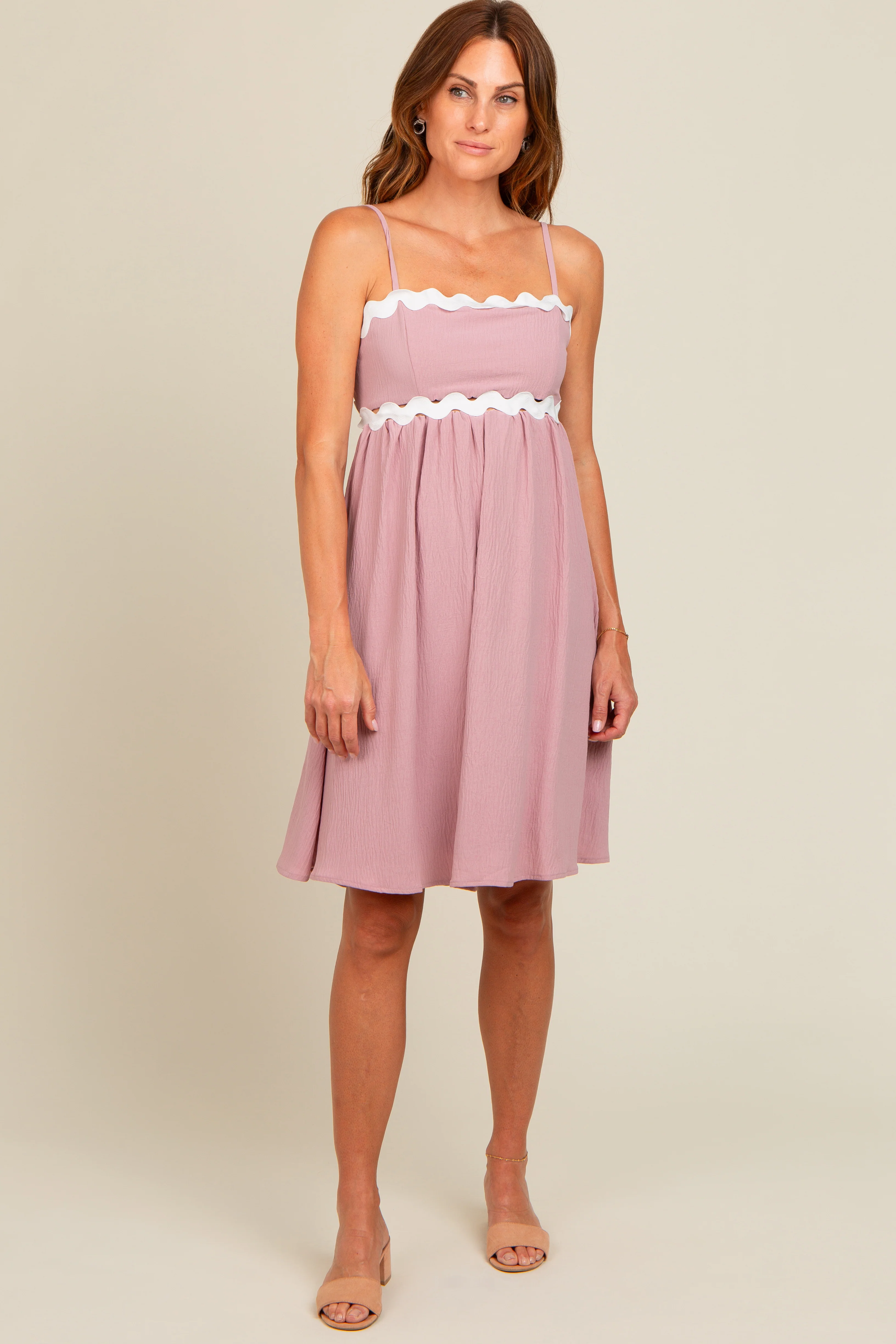 Mauve Wavy Trim Cutout Tie Back Maternity Dress - Image 5