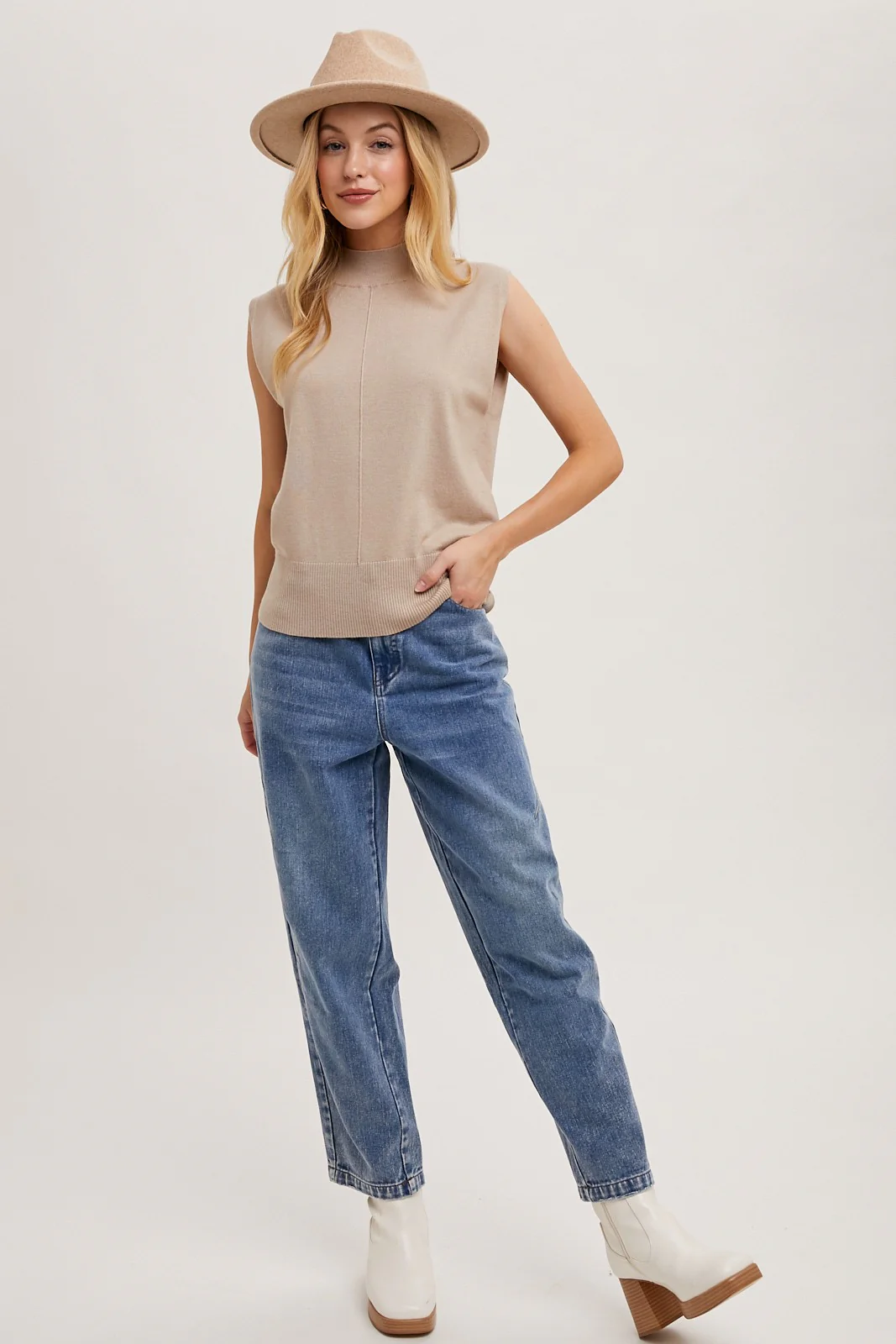 Medium Wash Mid Rise Barrel Jeans - Image 3
