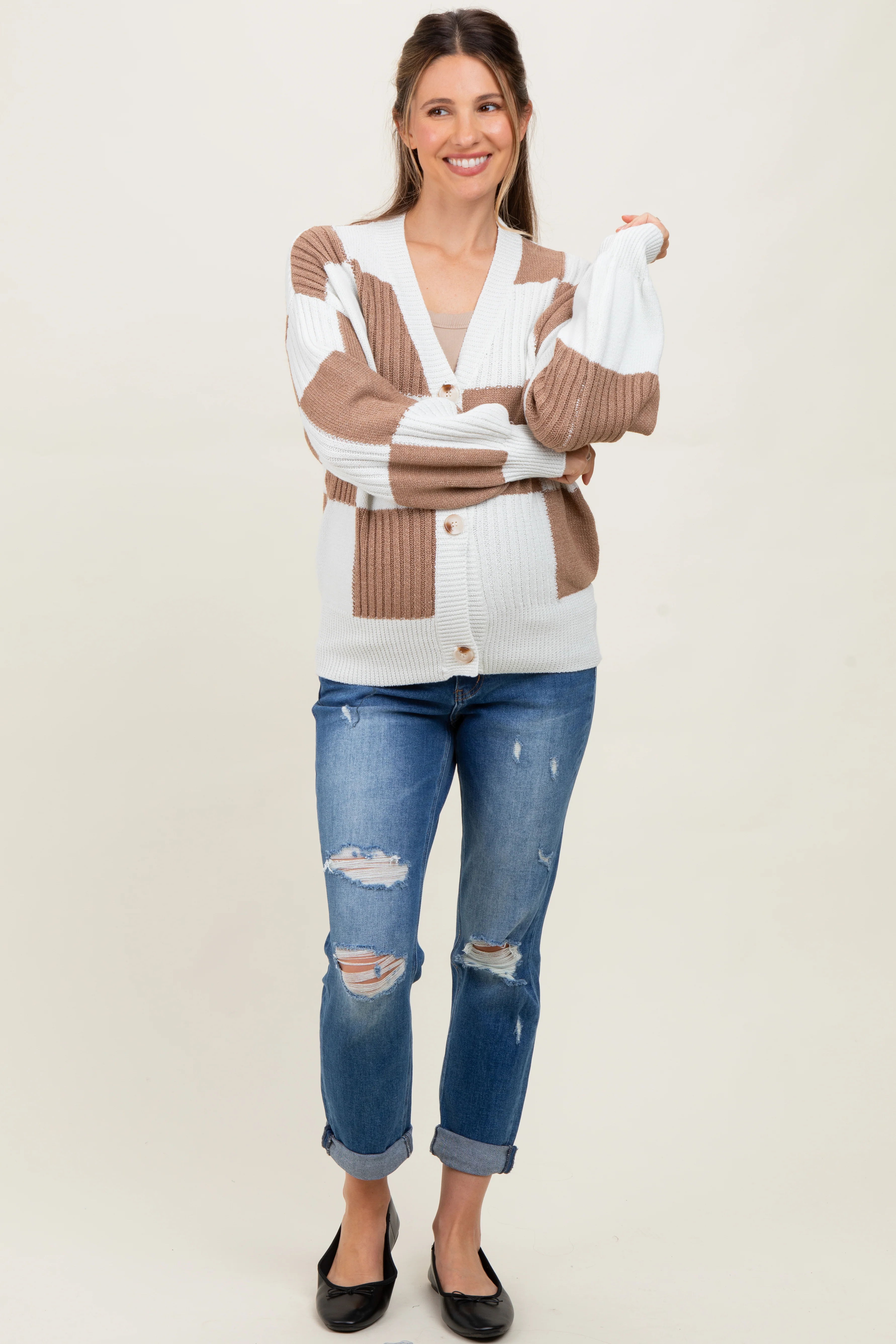 Mocha Checkered Rib Bubble Sleeve Button Maternity Cardigan - Image 2