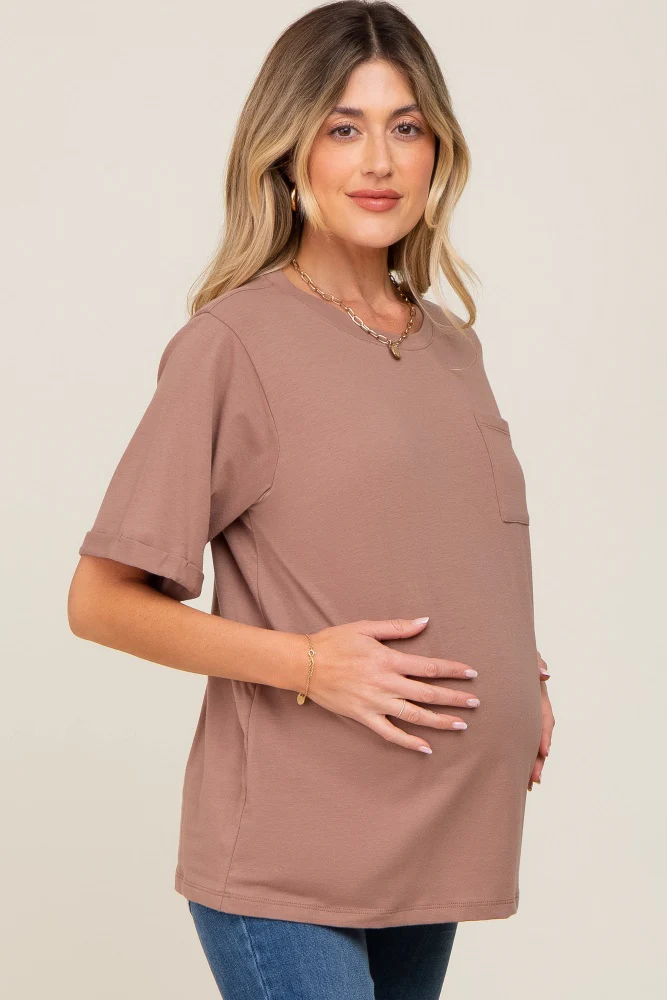 Mocha Oversized Front Pocket Cuffed Short Sleeve Maternity Top - Image 2