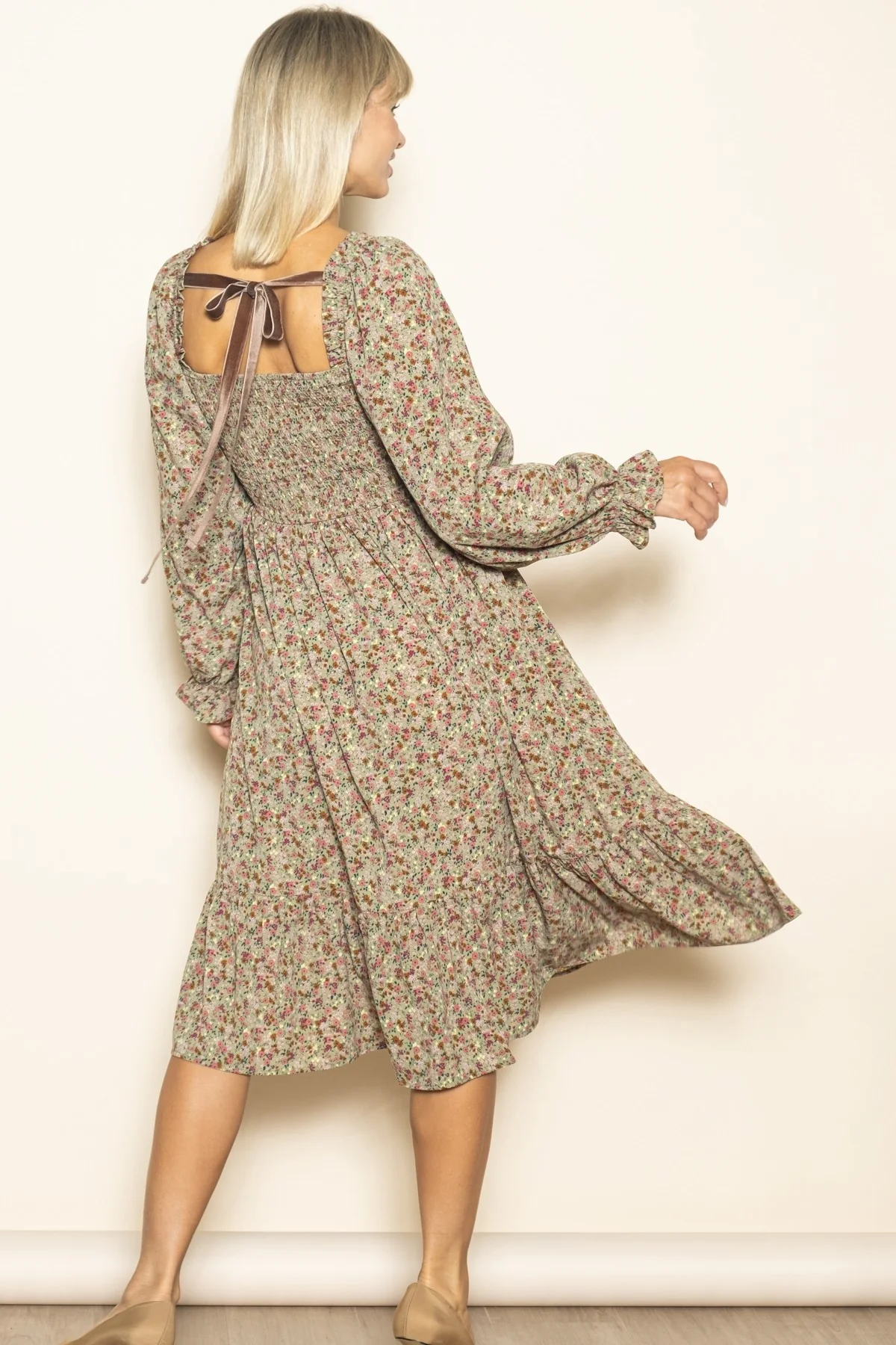 Olive Floral Smocked Velvet Back Tie Midi Dress - Image 3