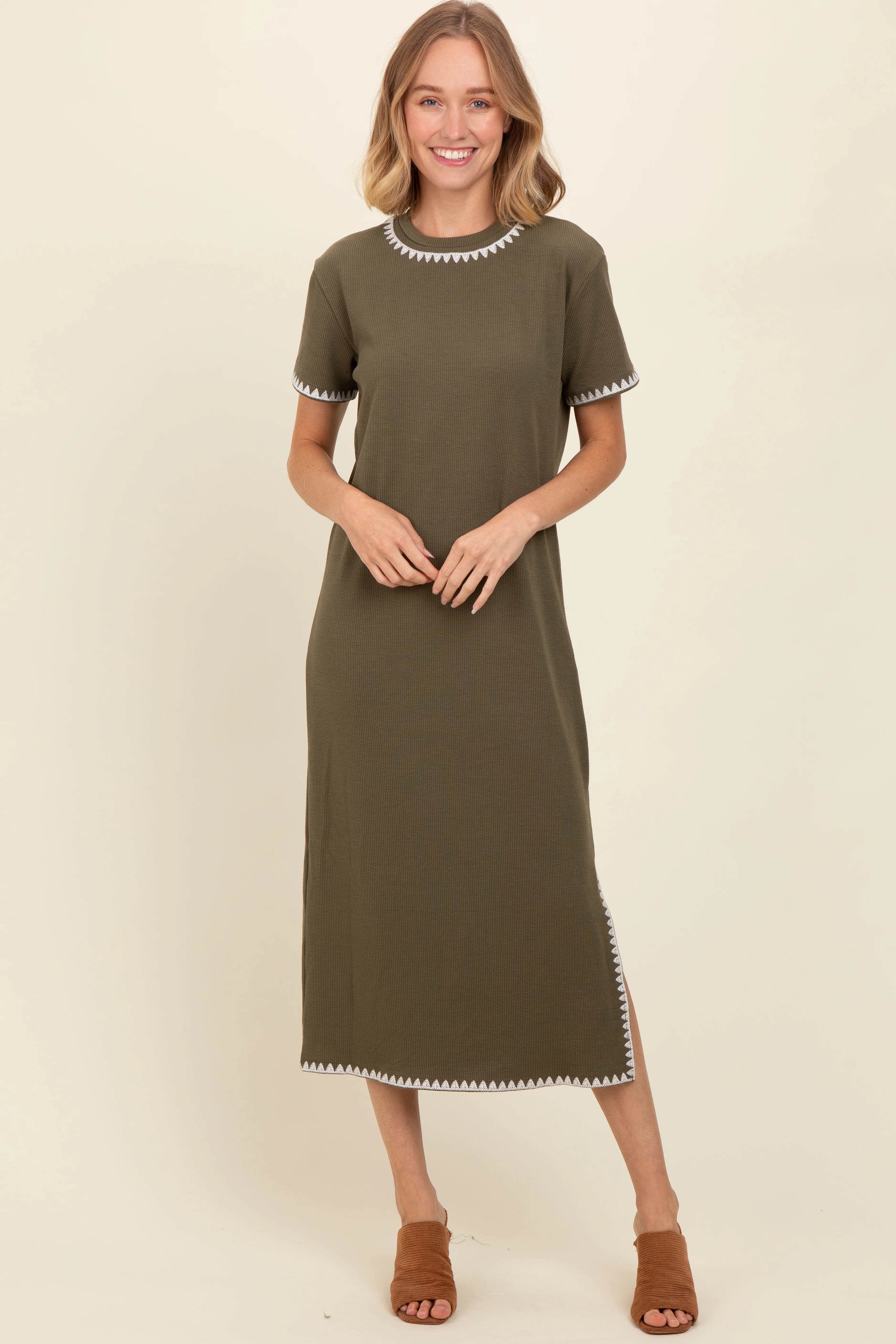 Olive Green Ribbed Embroidered Trim Short Sleeve Maternity Midi Dress - Image 4