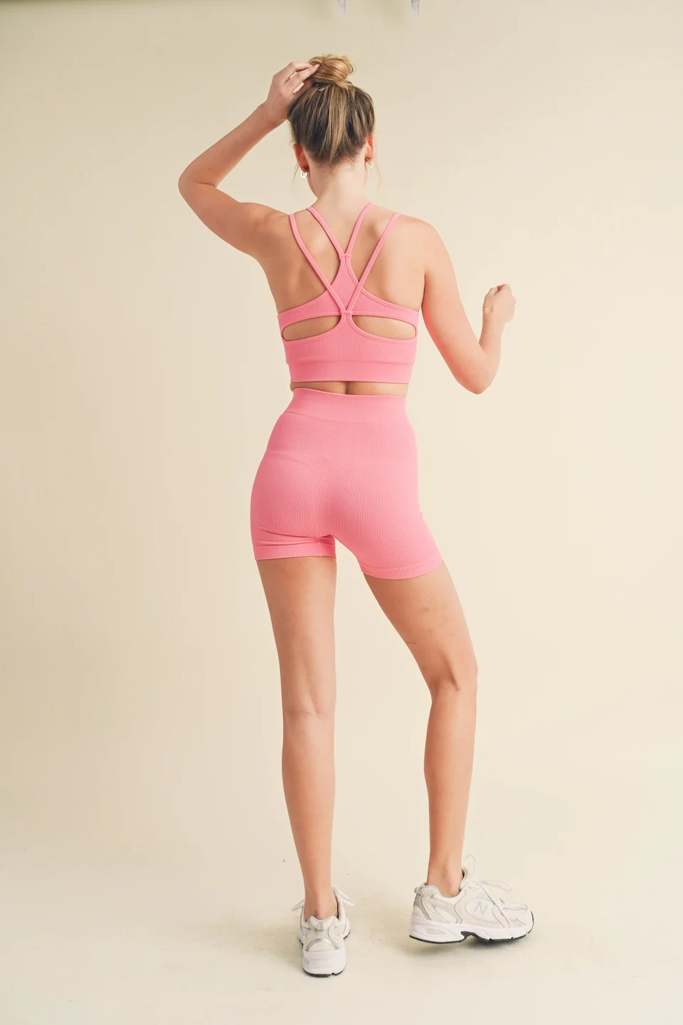 Pink Seamless Short And Tank Set - Image 4