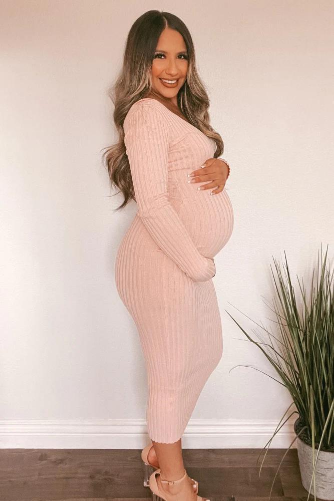 Pink V-Neck Long Sleeve Fitted Maternity Maxi Dress - Image 7
