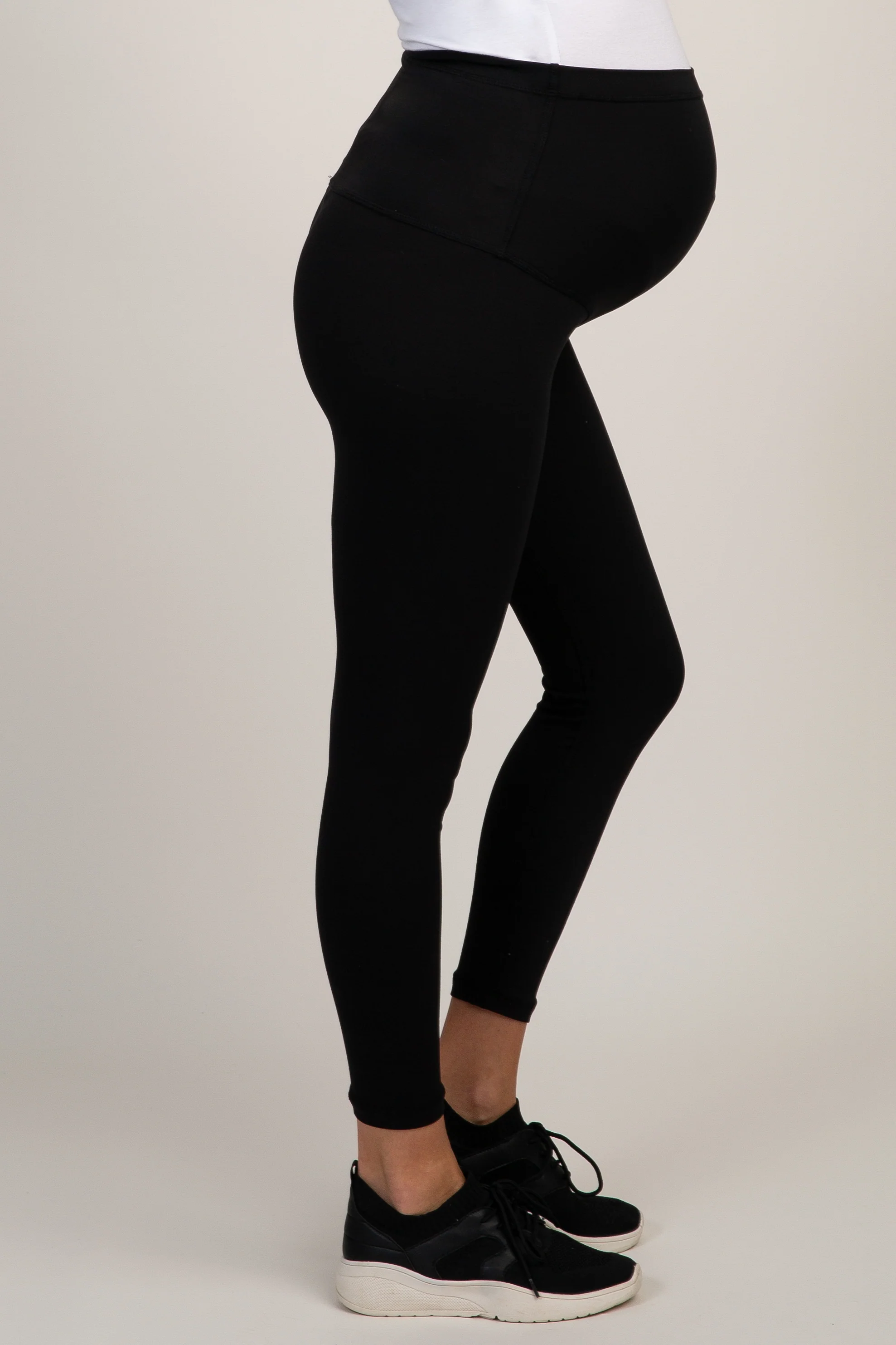 PinkBlush Black Solid Basic Maternity Leggings - Image 4