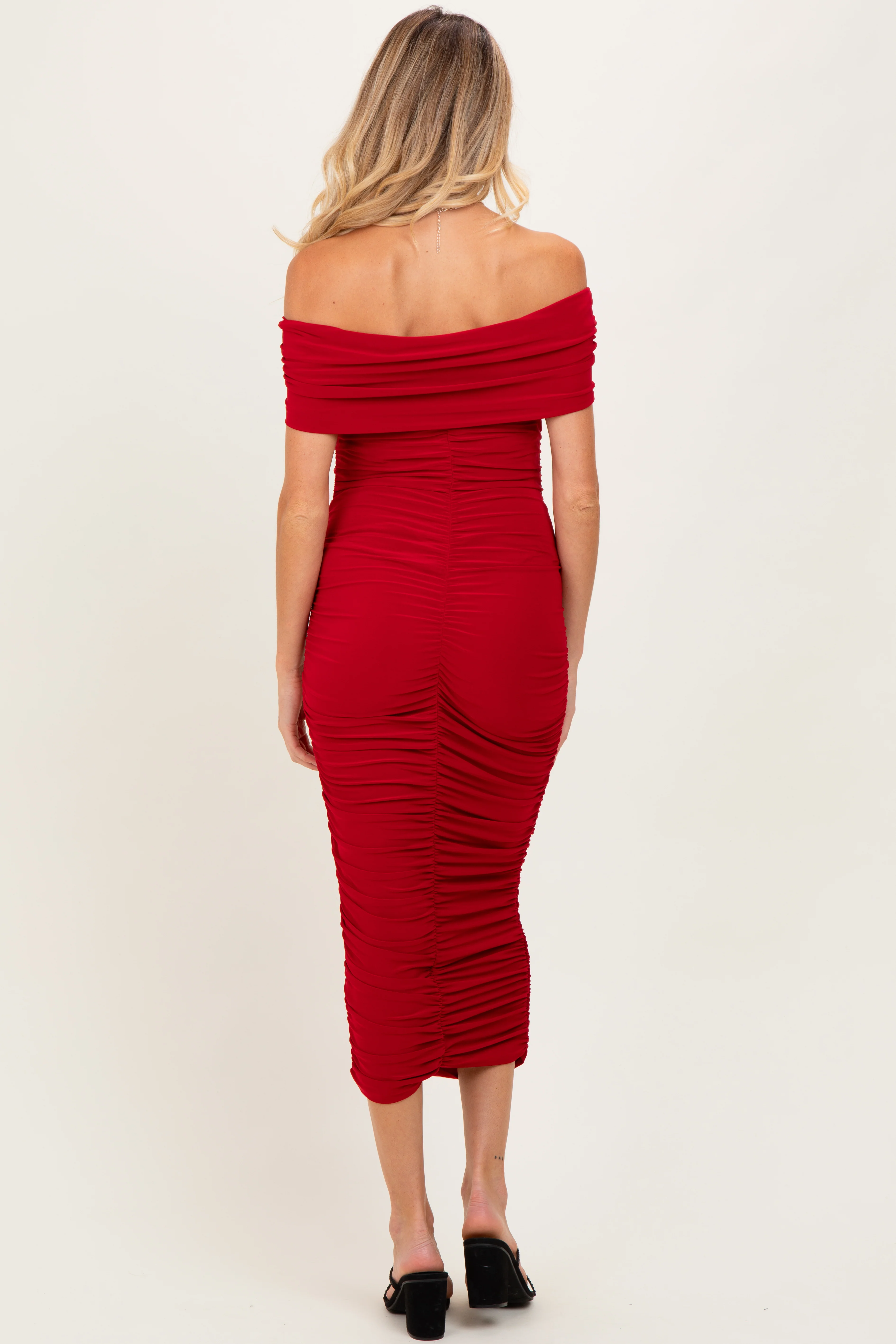 Red Off Shoulder Ruched Maternity Midi Dress - Image 3