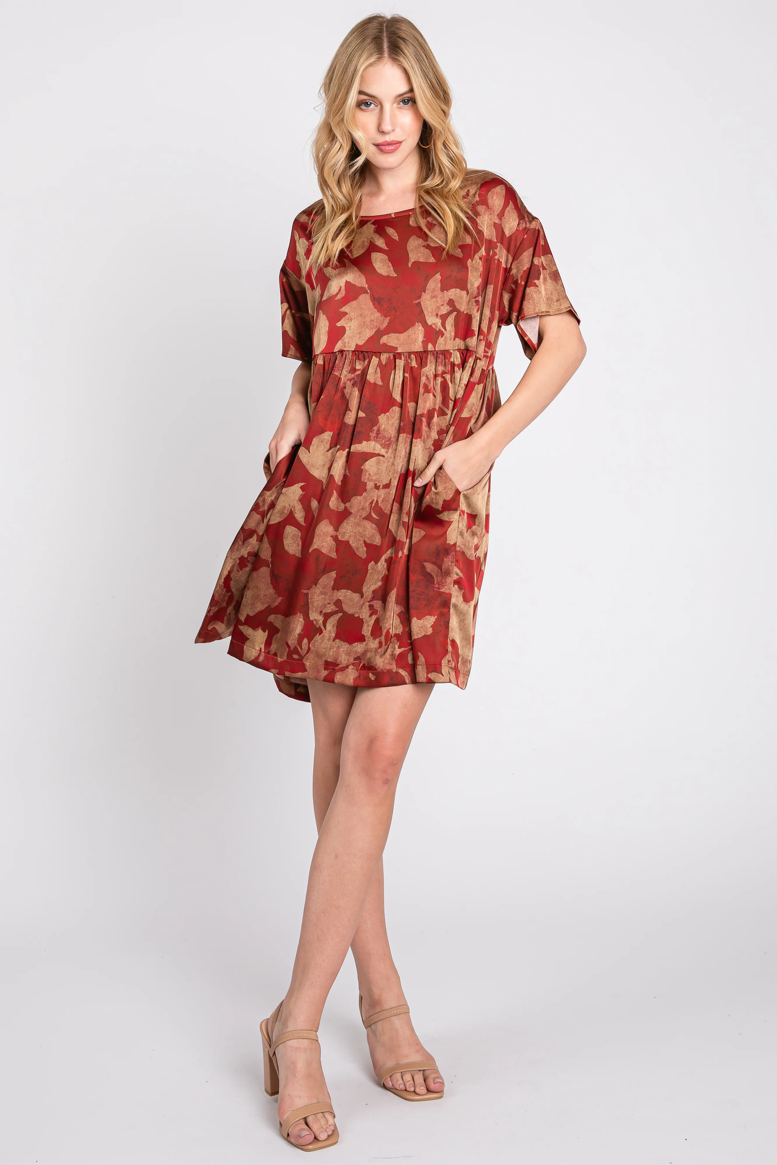 Rust Printed Short Sleeve Pocketed Maternity Dress - Image 5