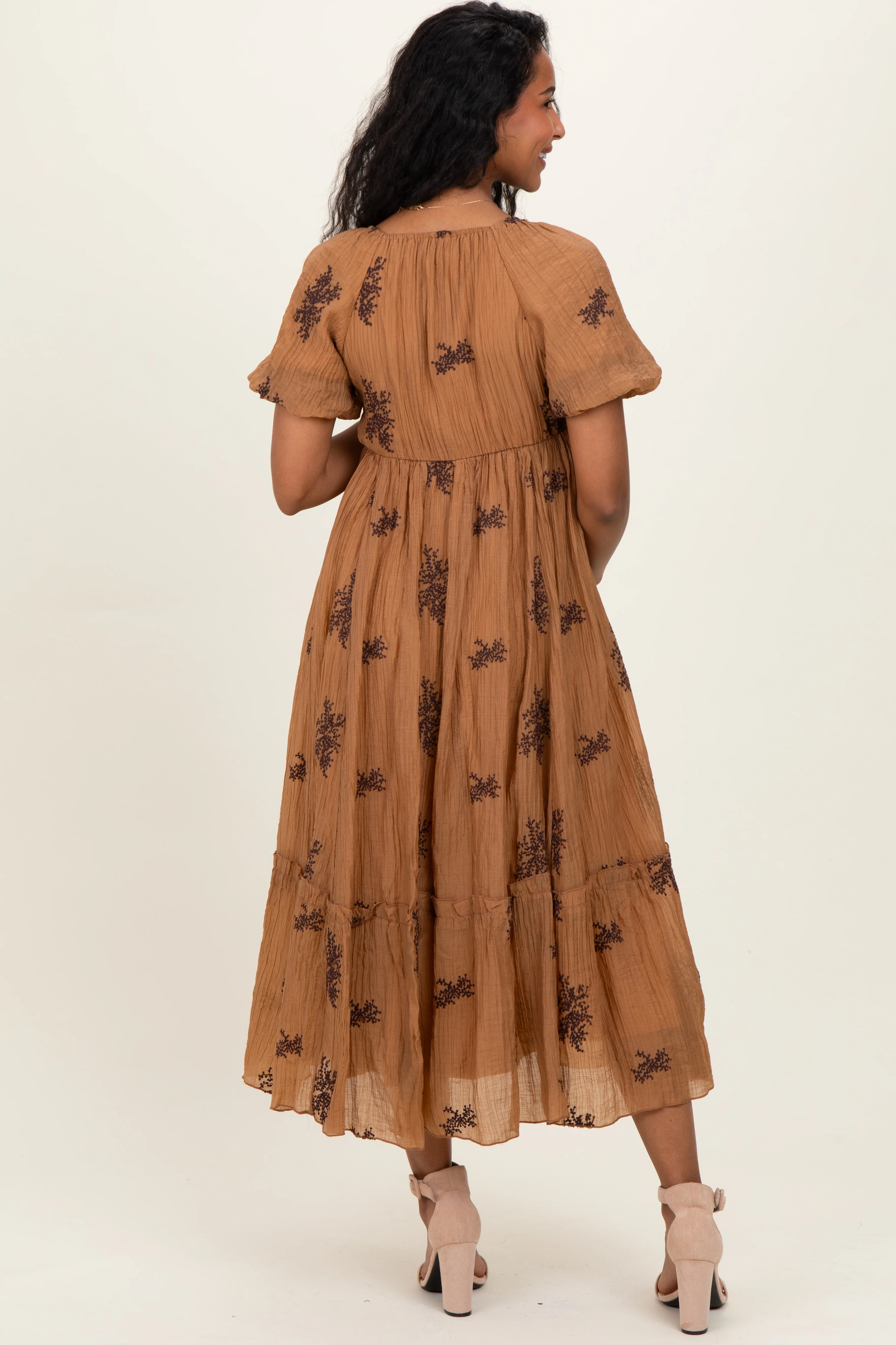 Taupe Floral Embroidered Puff Sleeve Maternity Midi Dress - Image 4