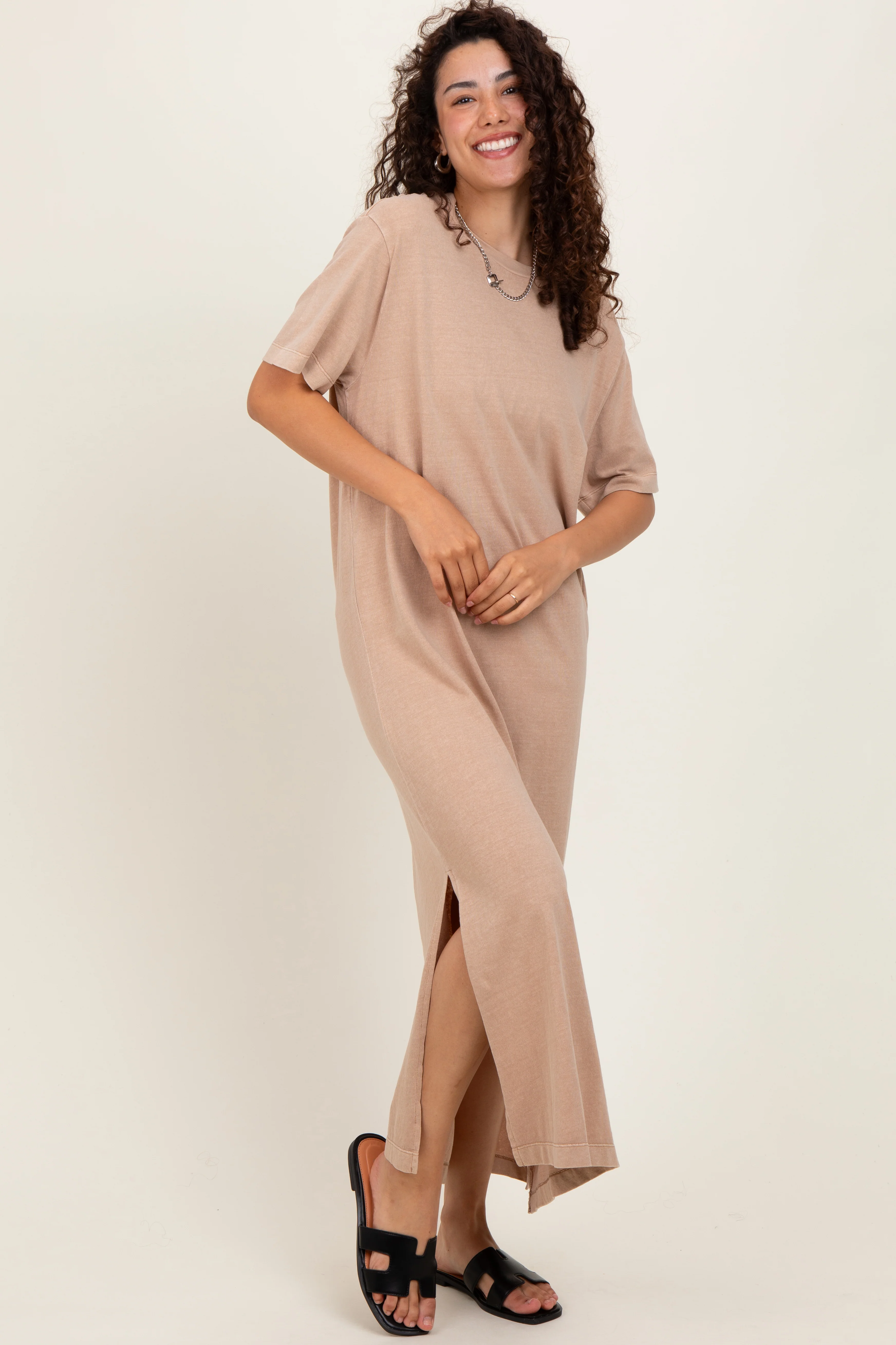 Taupe Short Sleeve Knit T-Shirt Maxi Dress - Image 2