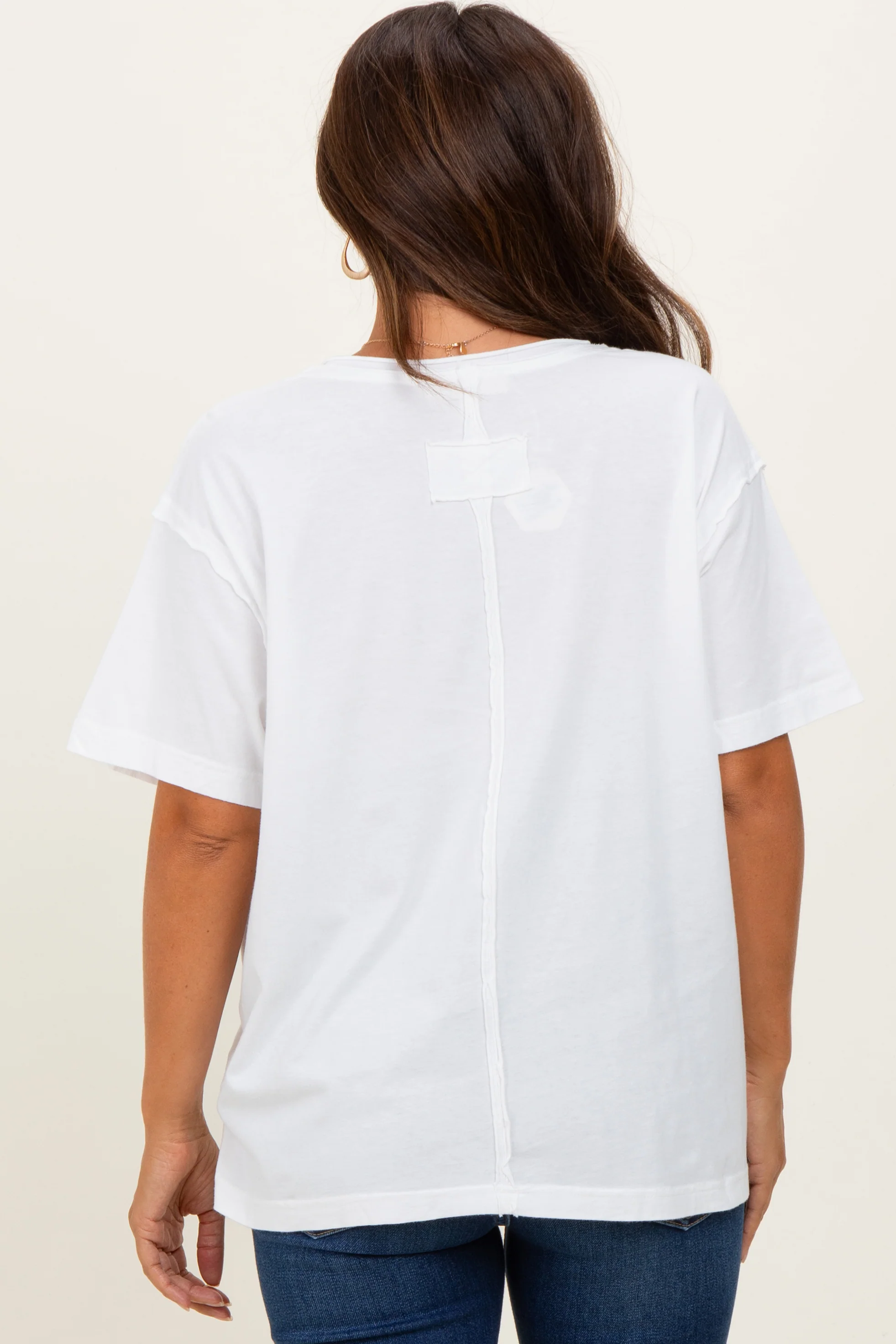 White Raw Edge V-Neck Short Sleeve Maternity T-Shirt - Image 4